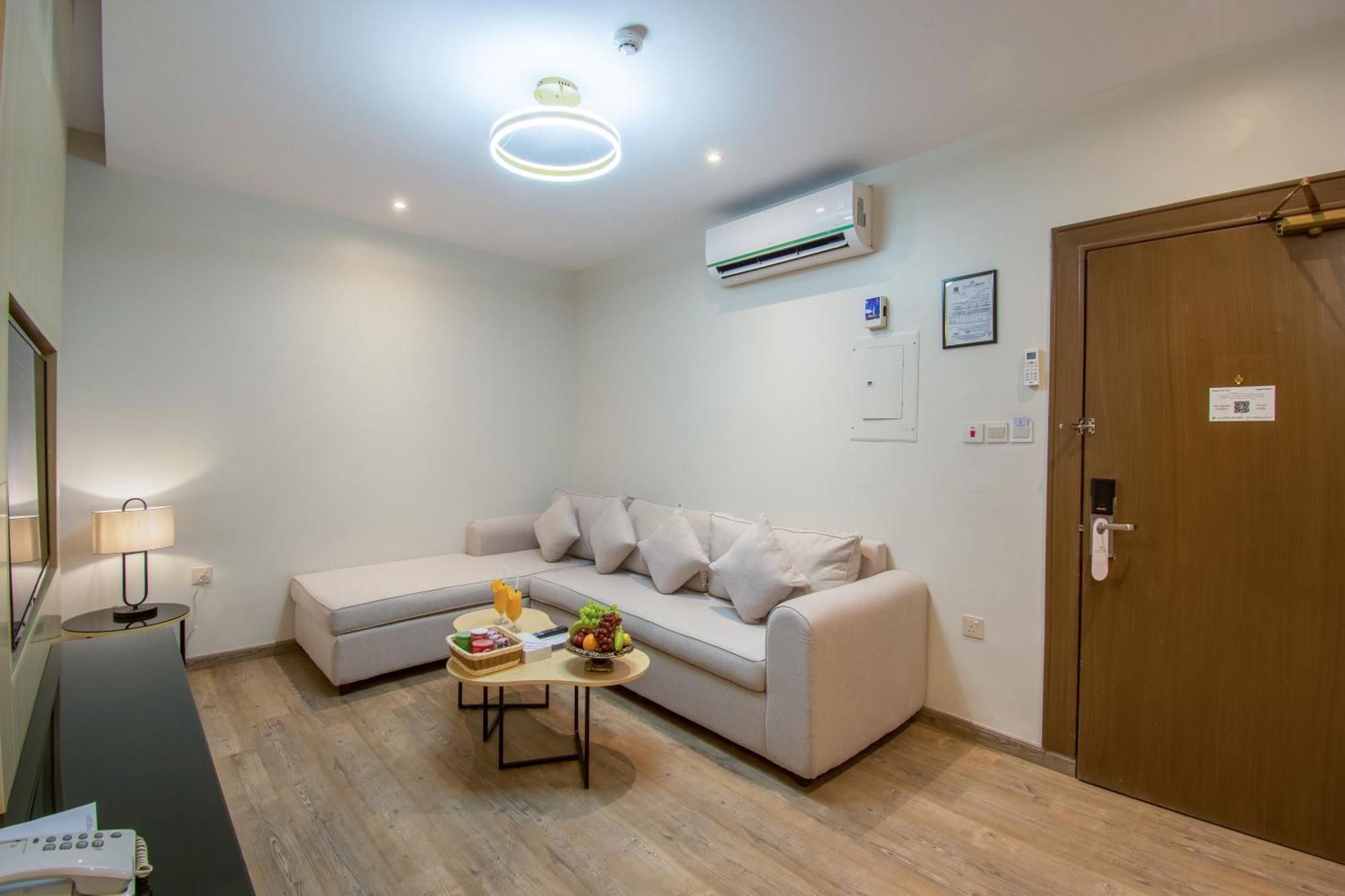 One-Bedroom Suite,1602964292:JPEG