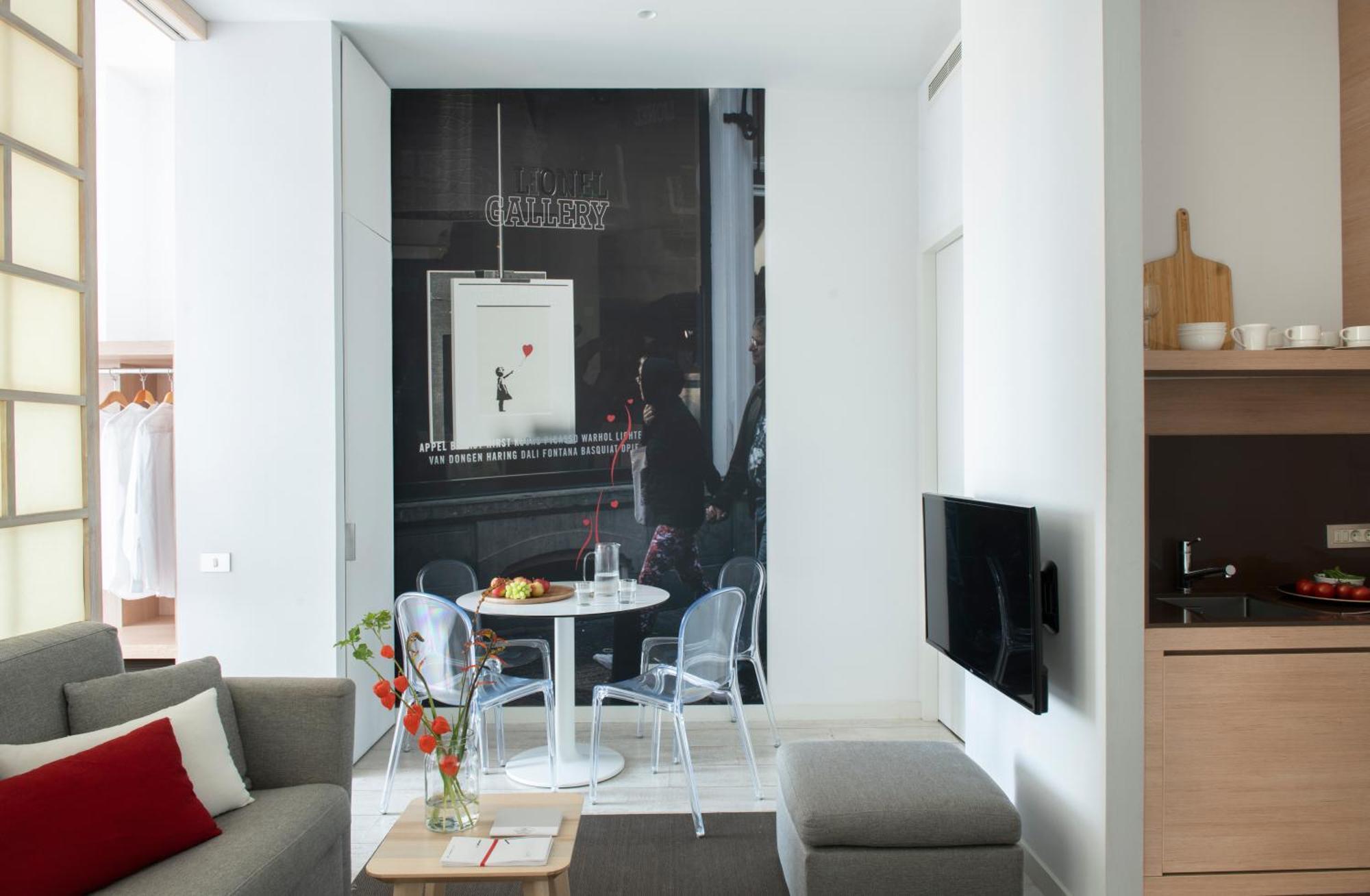 Two-Bedroom Apartment River View