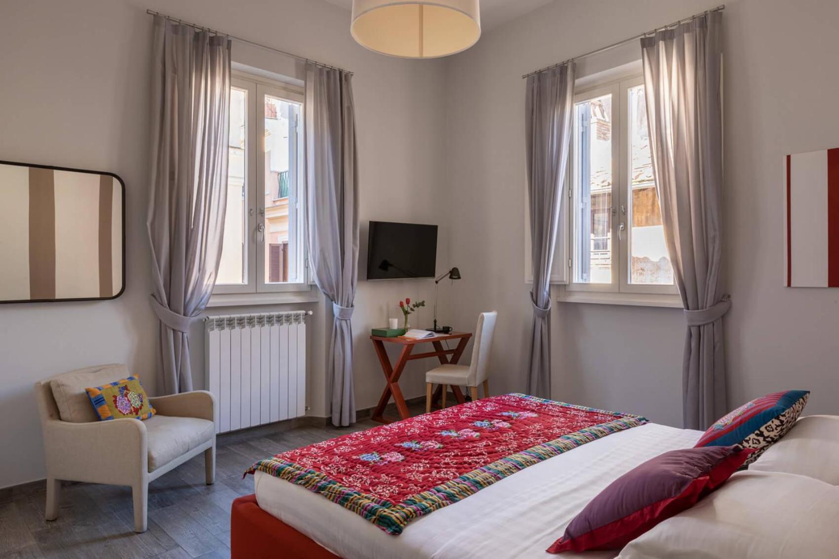 One-Bedroom Deluxe Apartment