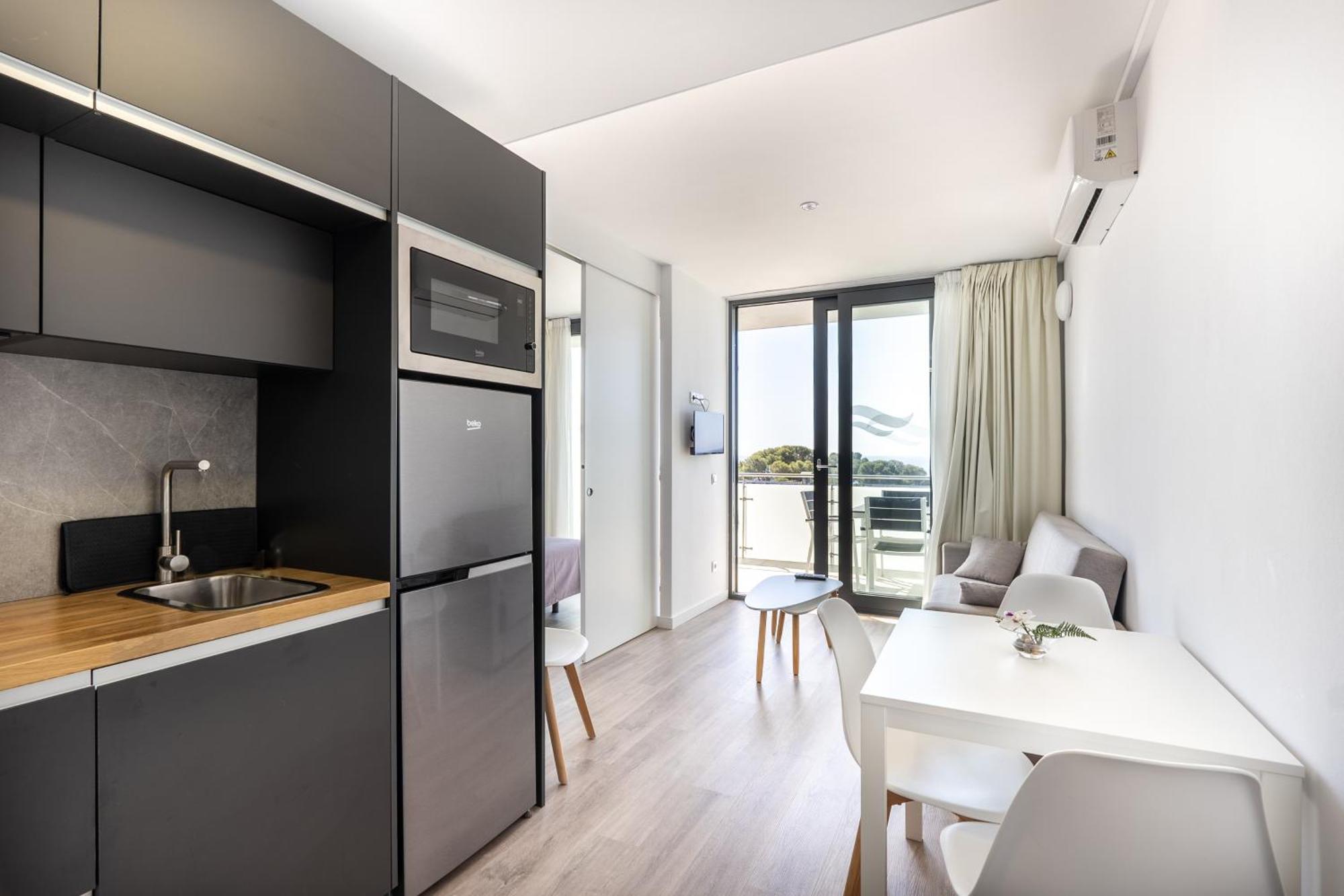 Superior Apartment