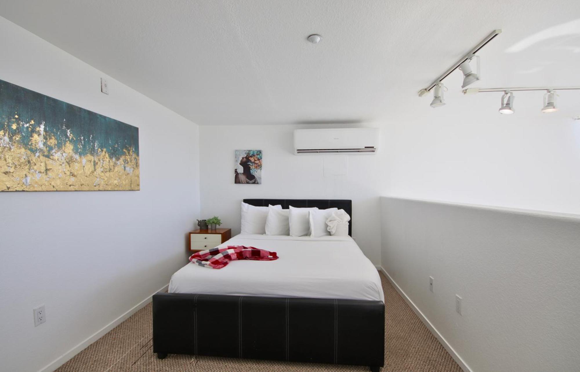 Loft 2