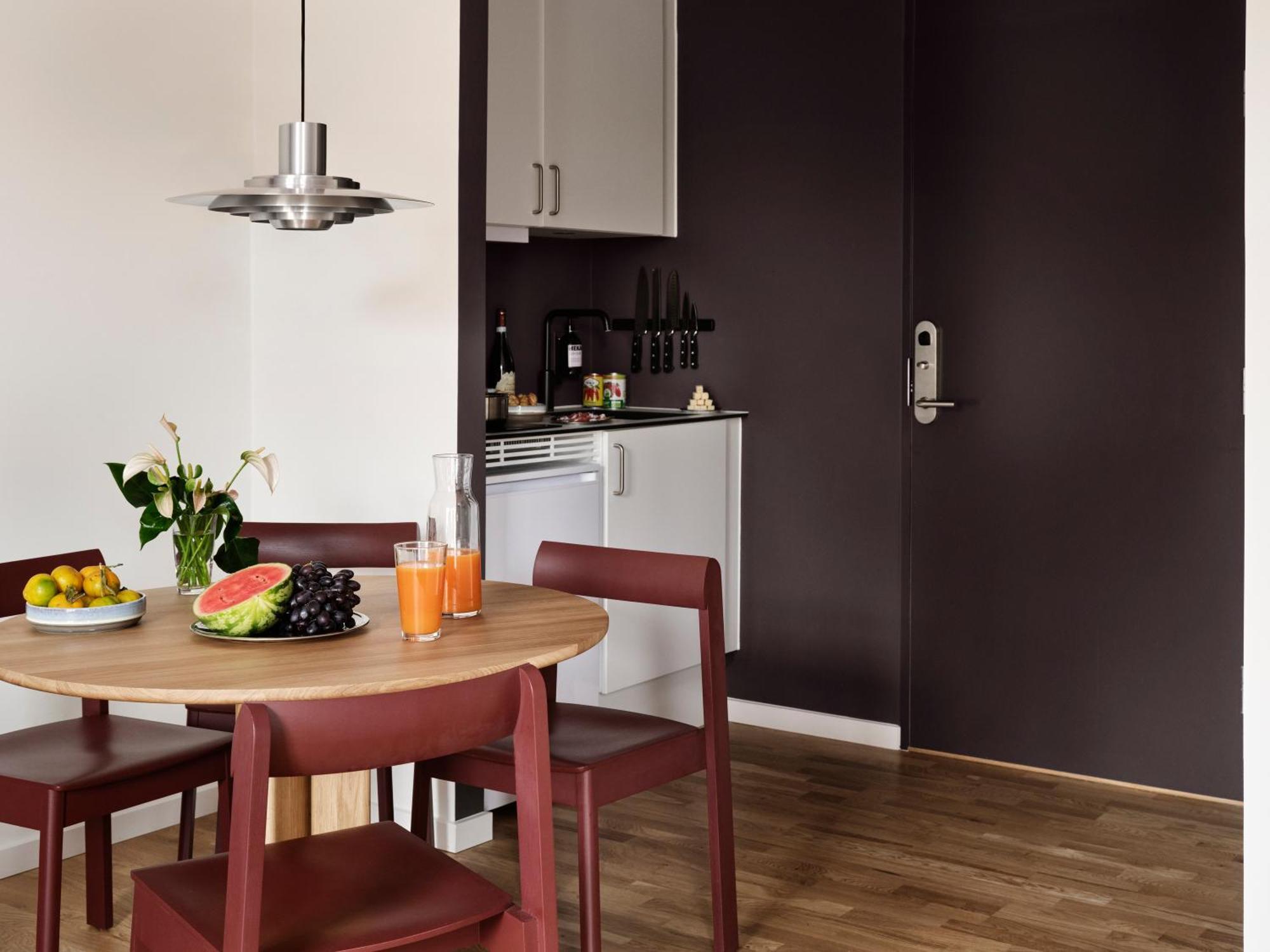 Family Studio,1619639849:JPEG