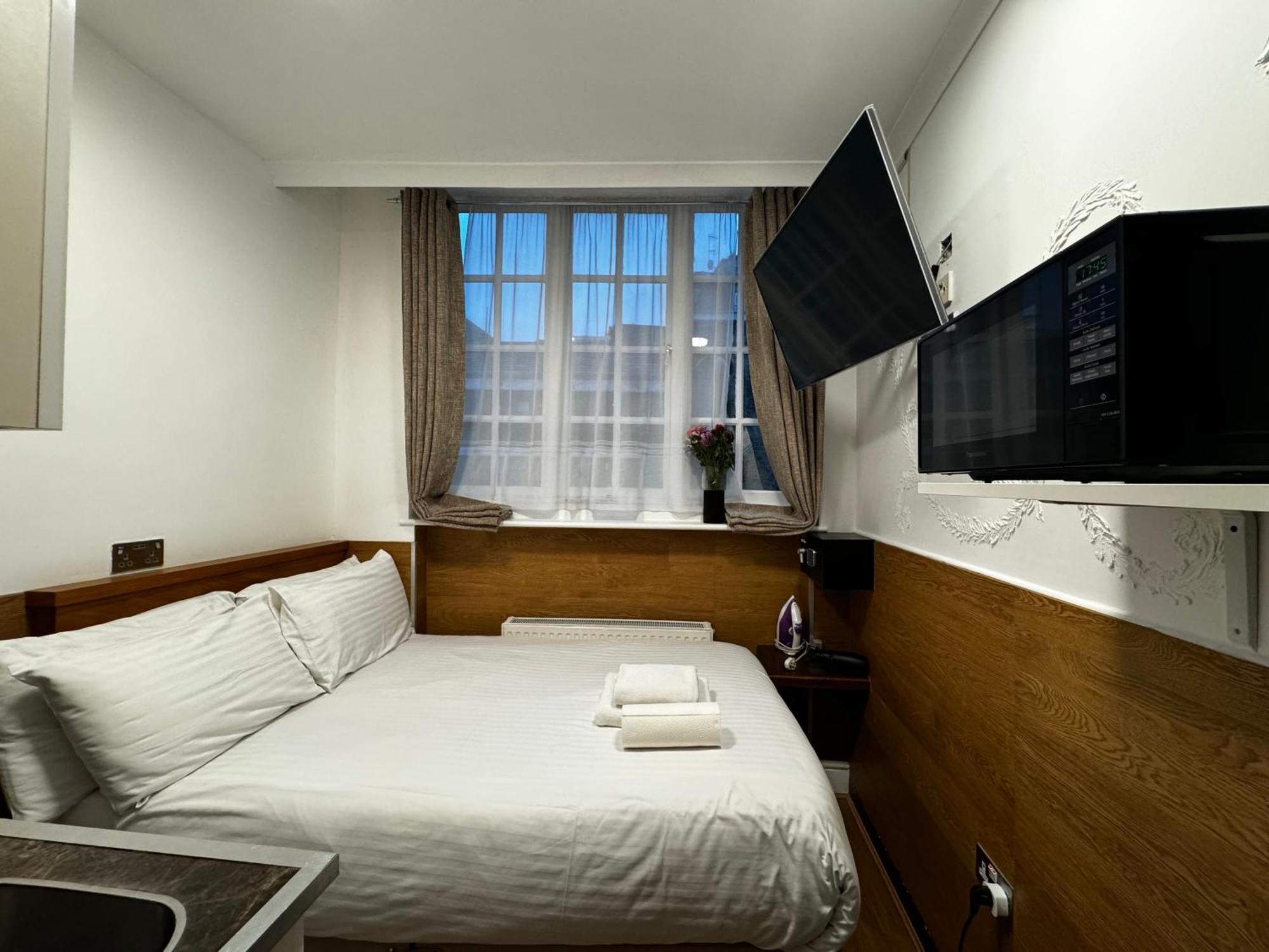 Economy Single Room