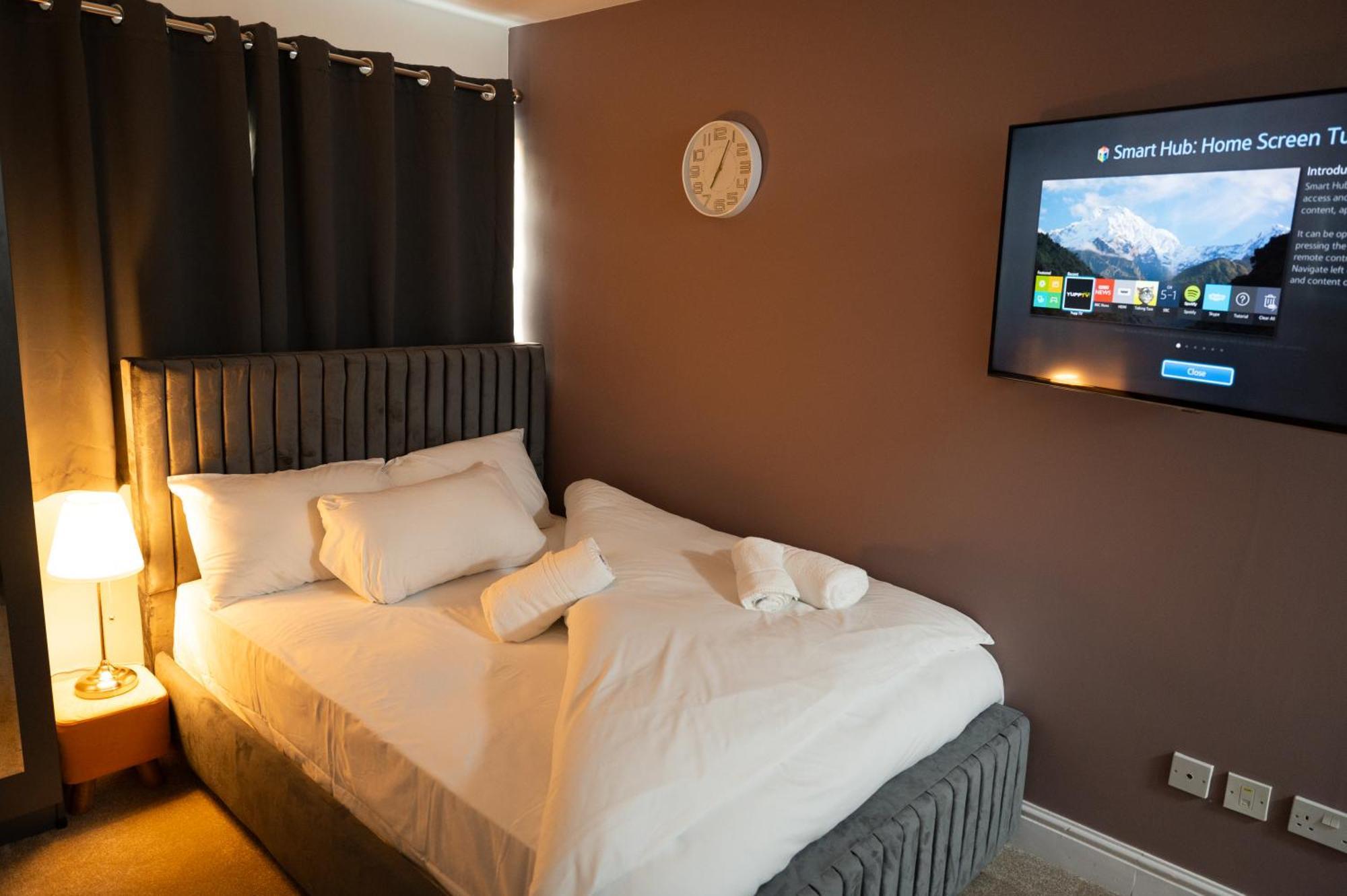 One-Bedroom Suite