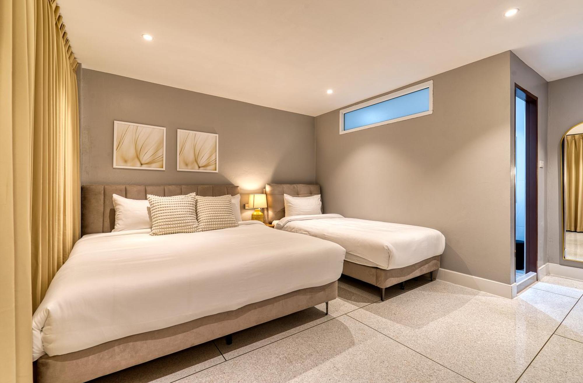 Triple Room with View