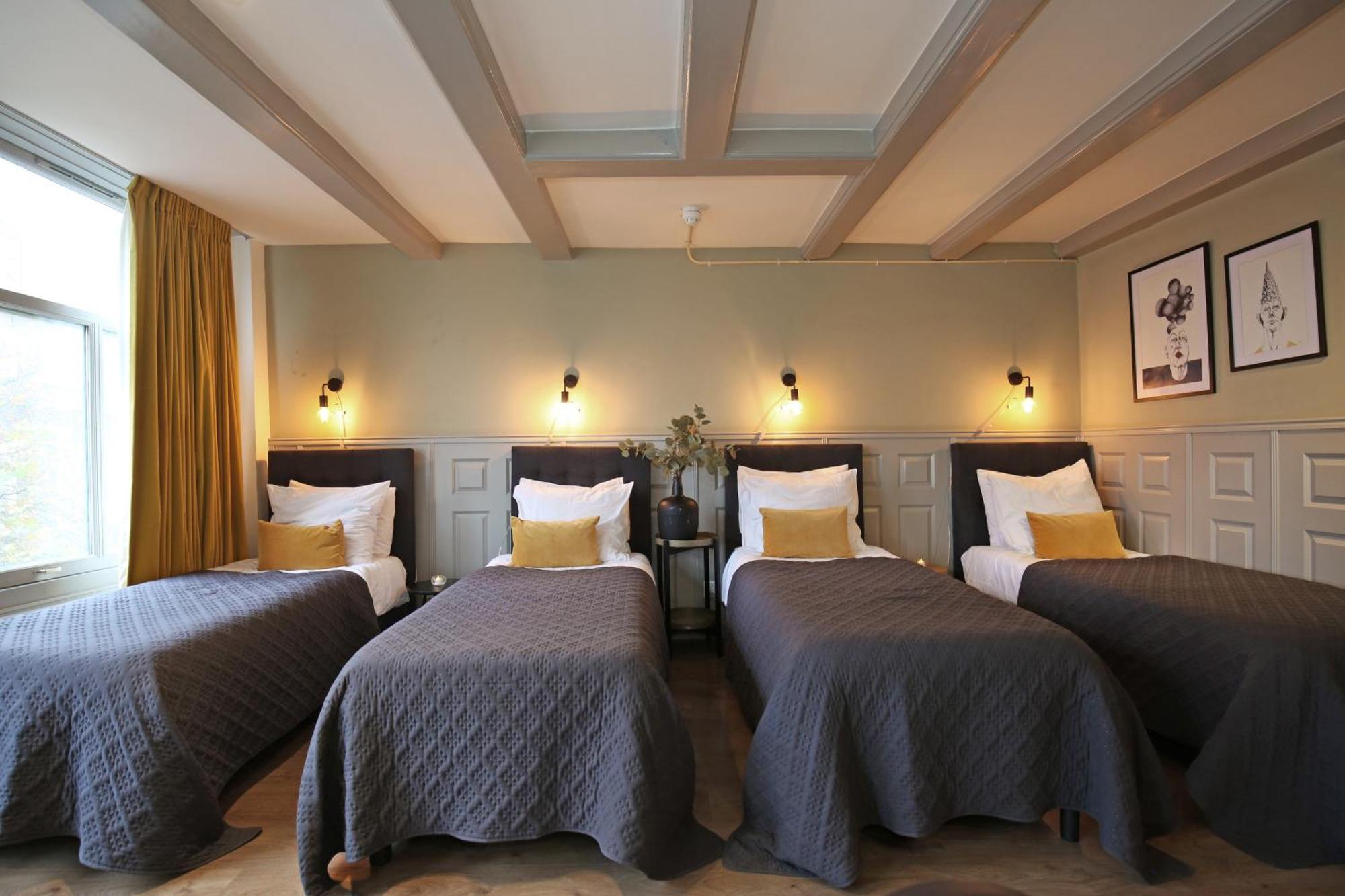 Quadruple Room Private Bathroom