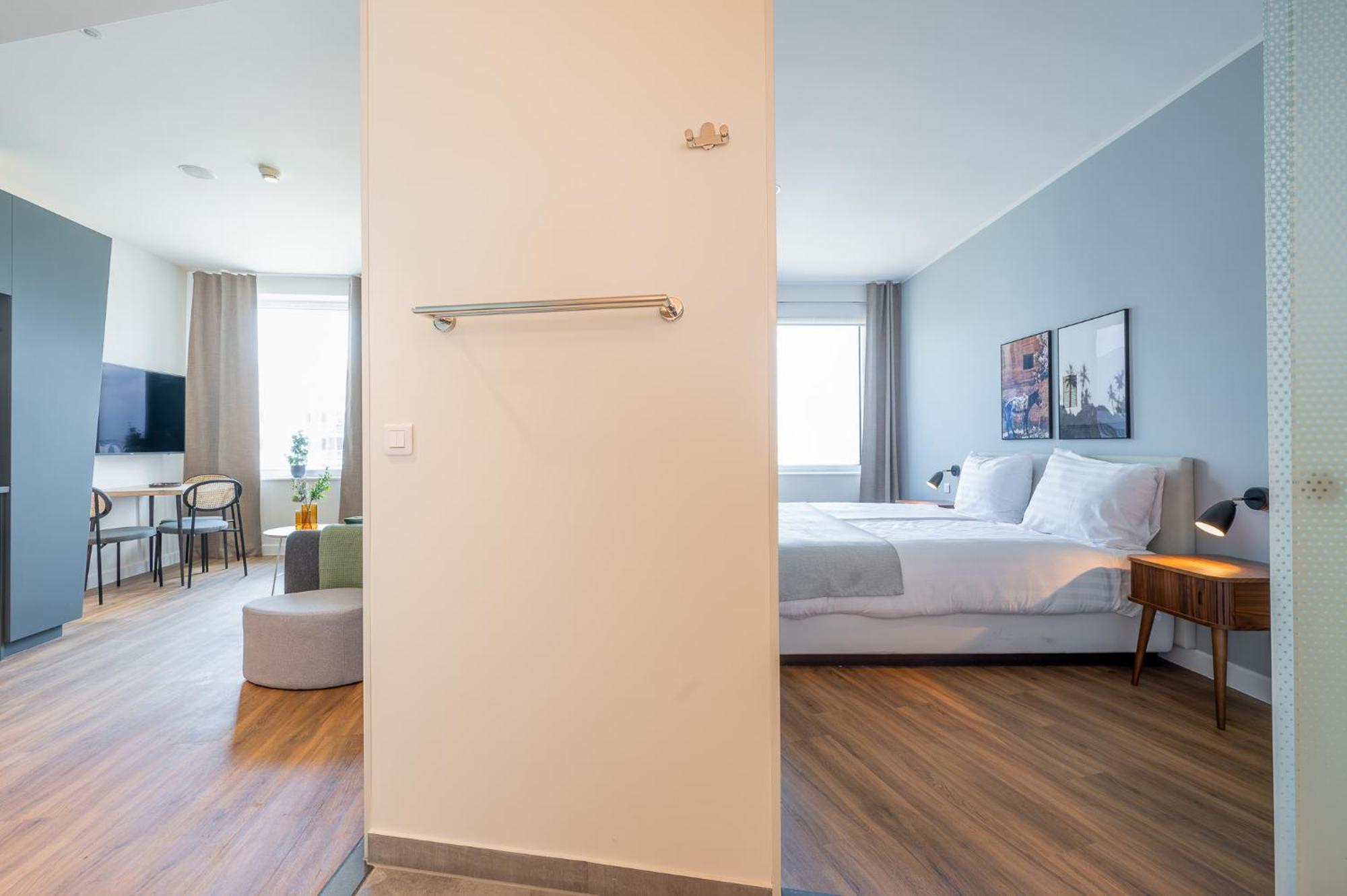 One-Bedroom Economy Suite