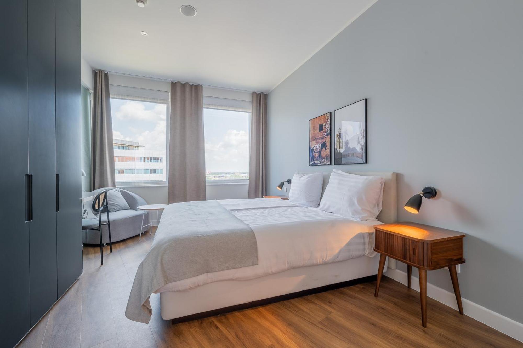 One-Bedroom Economy Suite