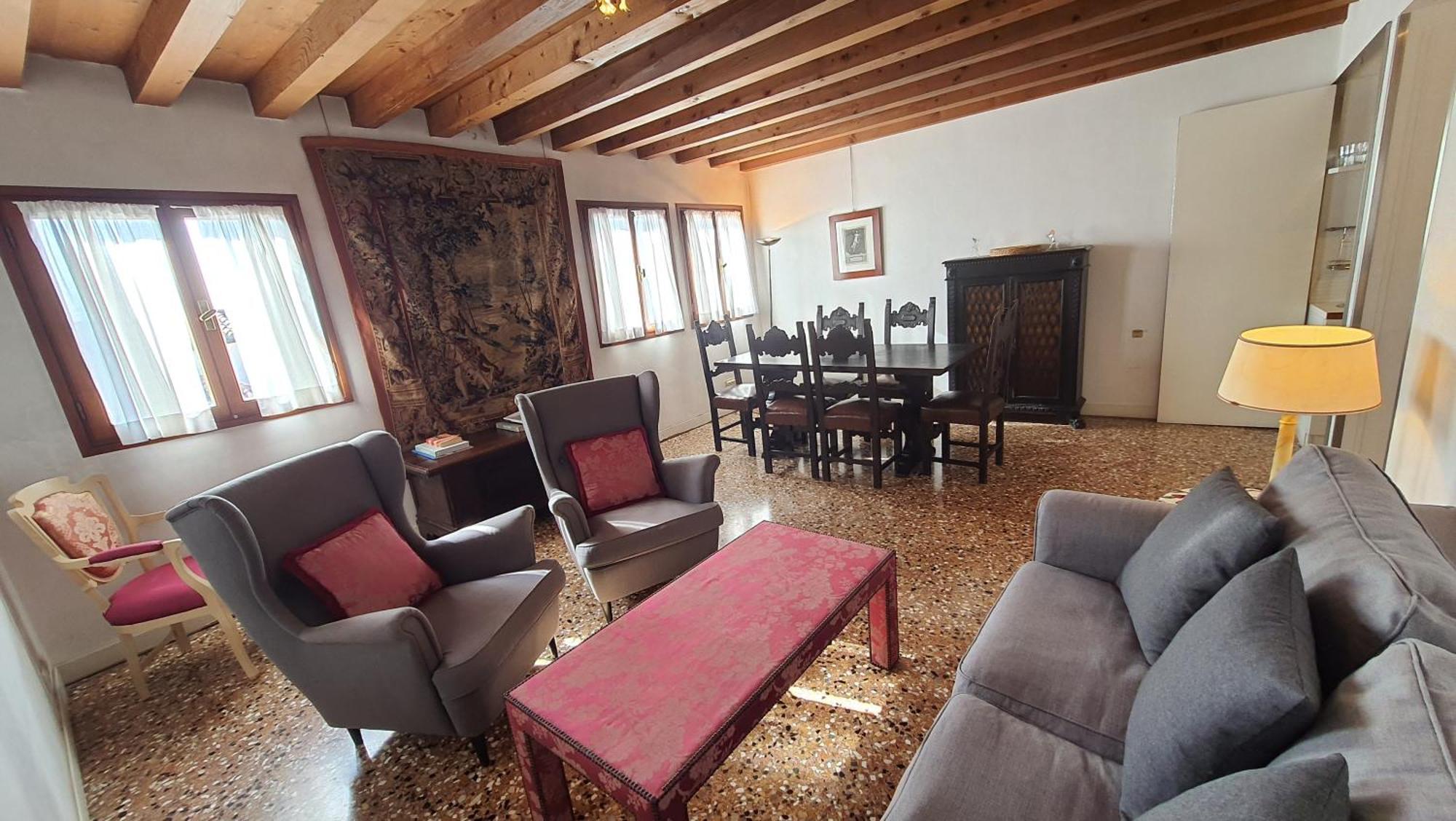 Two-Bedroom Apartment with City View,1656585119:JPEG