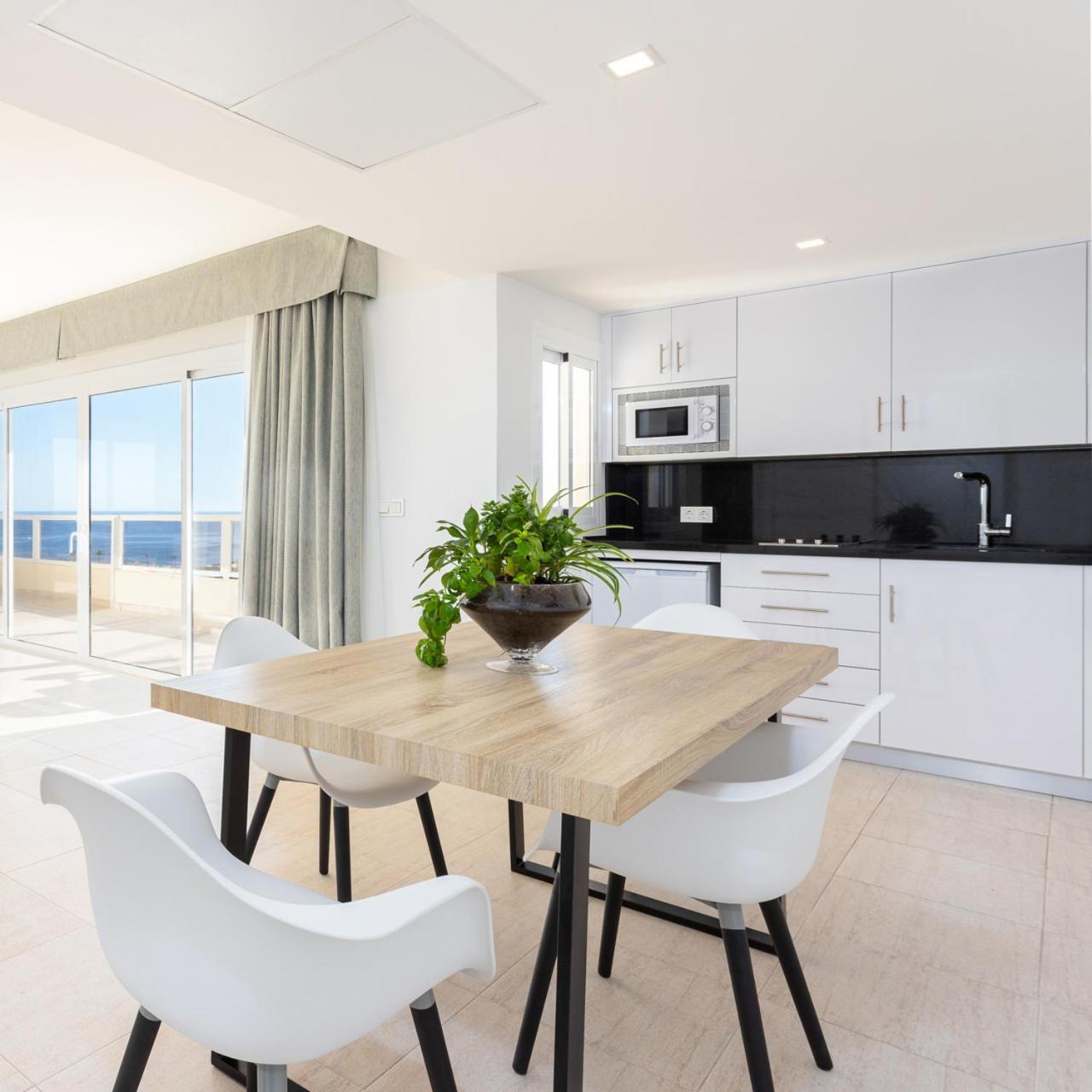 Suite Sea View