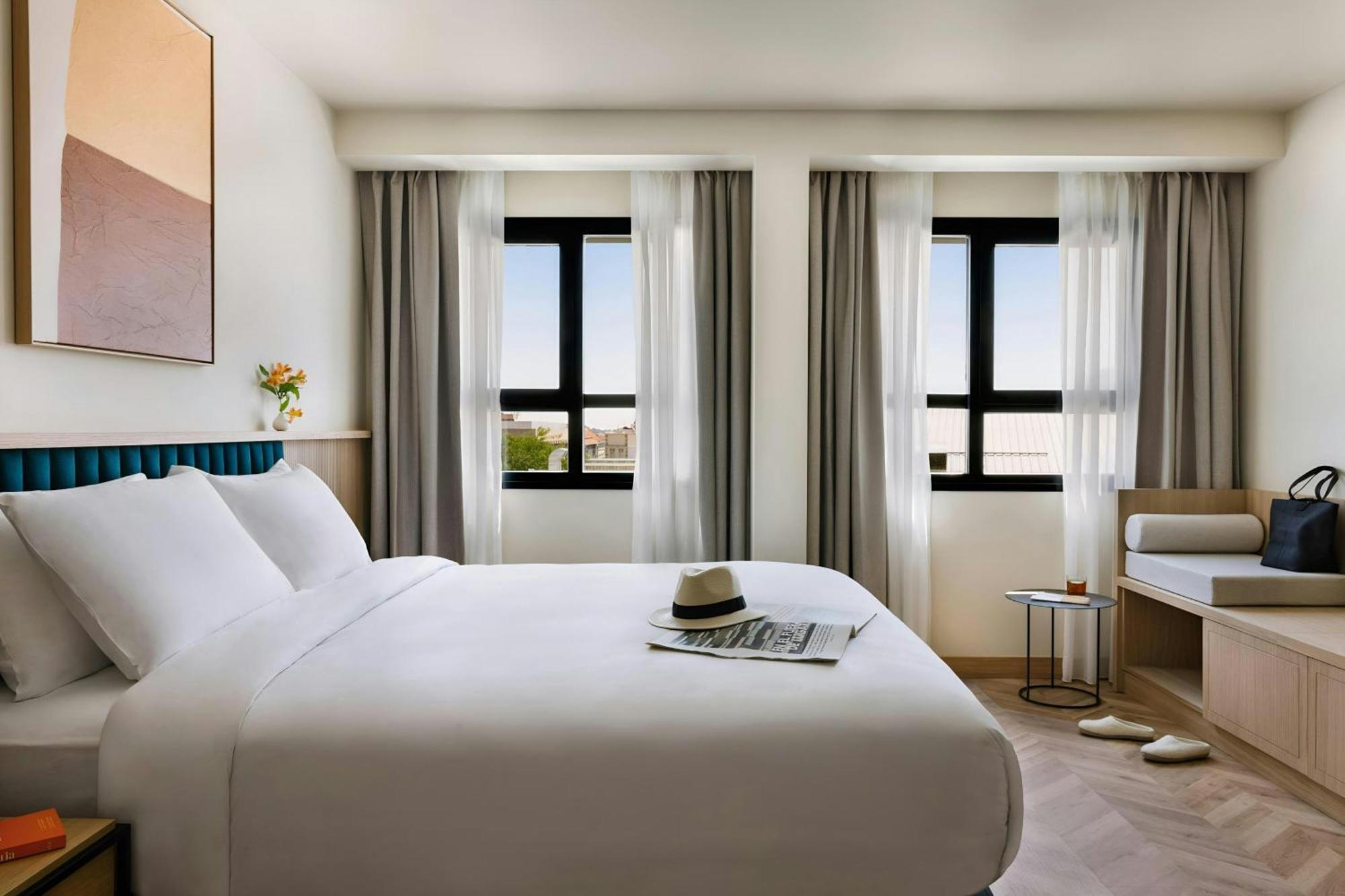 Studio Apartment with King Bed