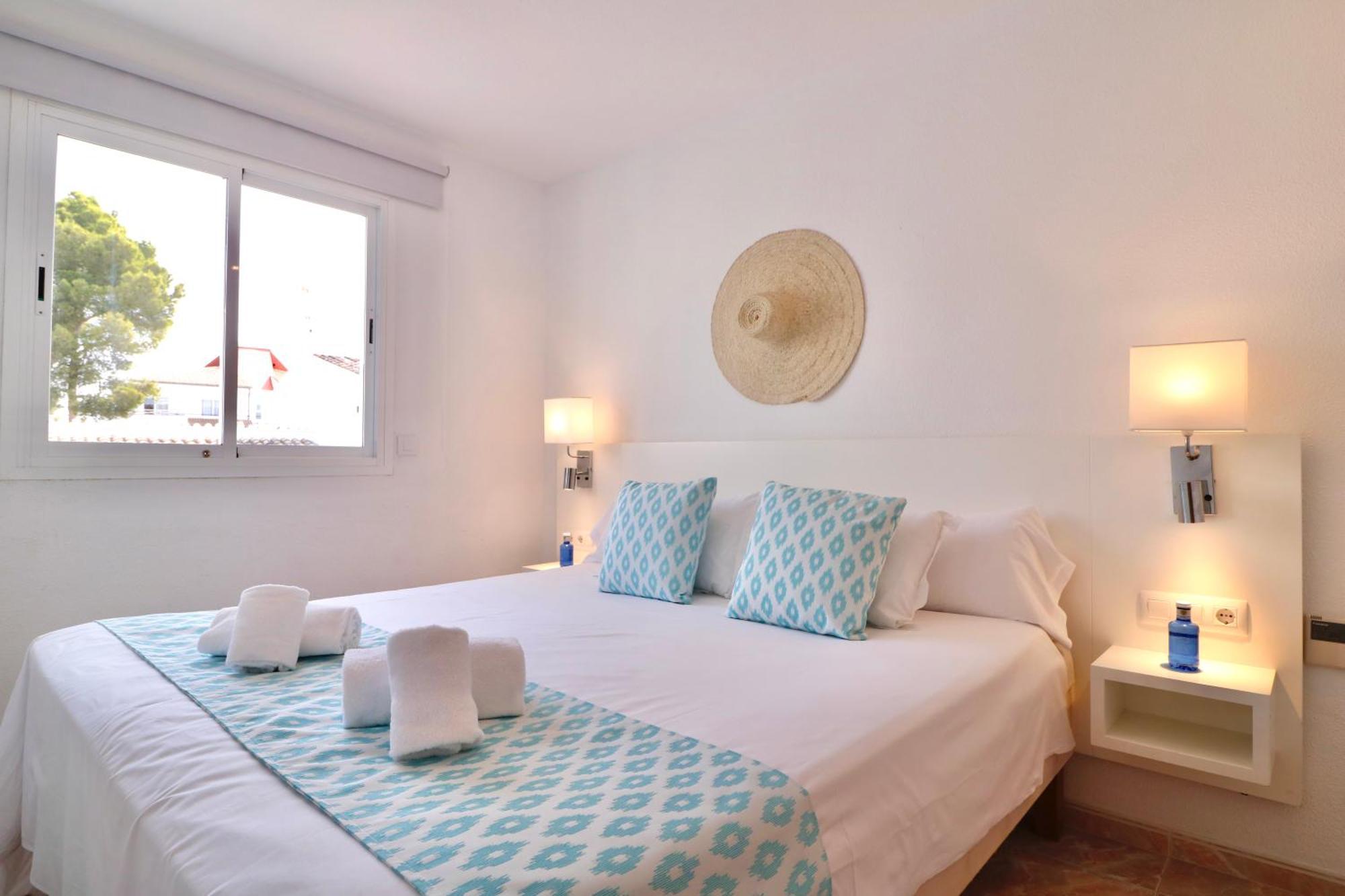 One-Bedroom Apartment Terrace Bonavida Pines