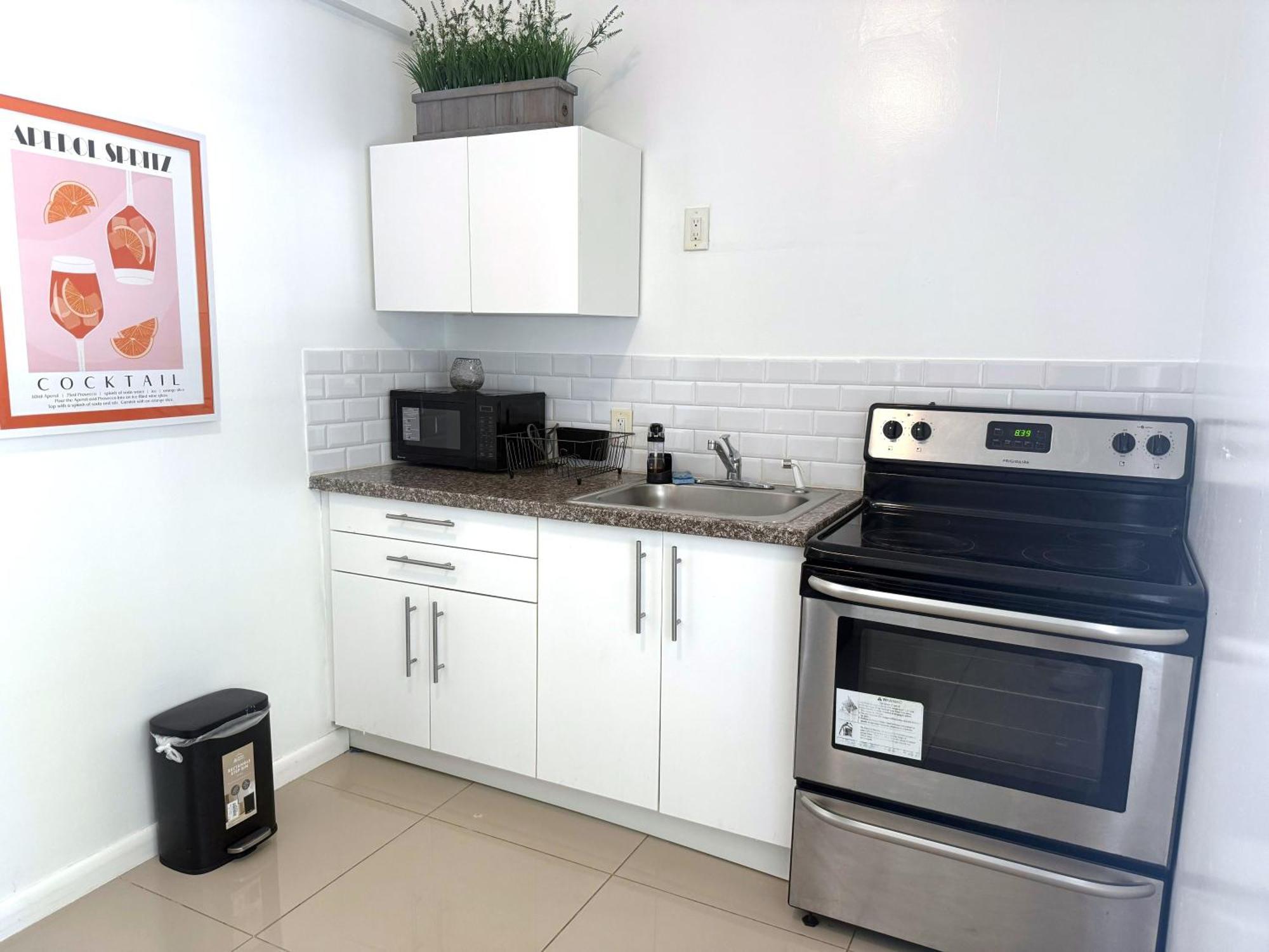 One-Bedroom Apartment,1686869087:JPEG