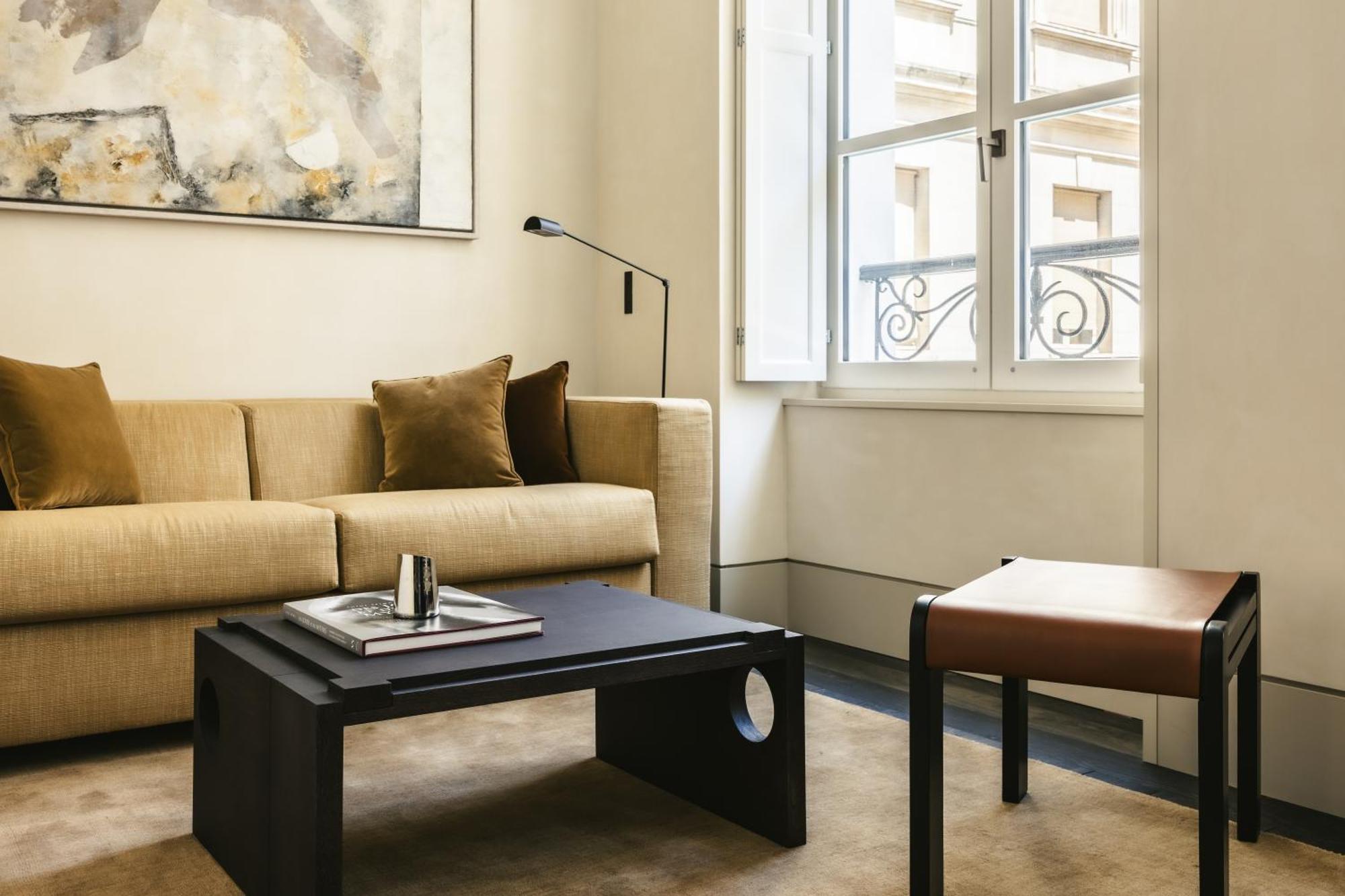 Large Suite – 2 Bedrooms