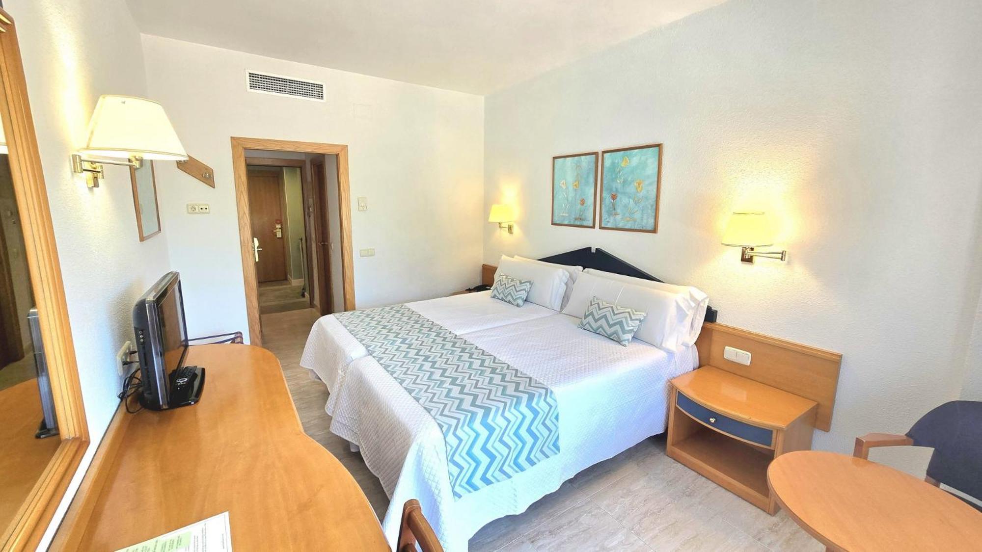 Double Room Lateral Sea View