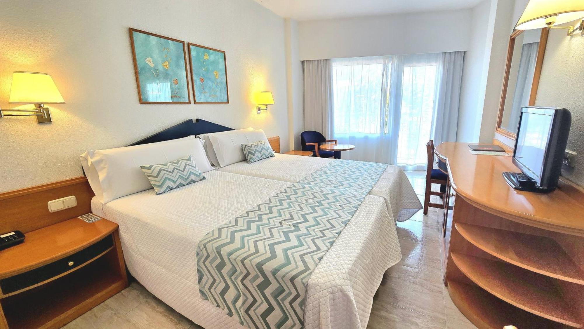 Double Room Lateral Sea View