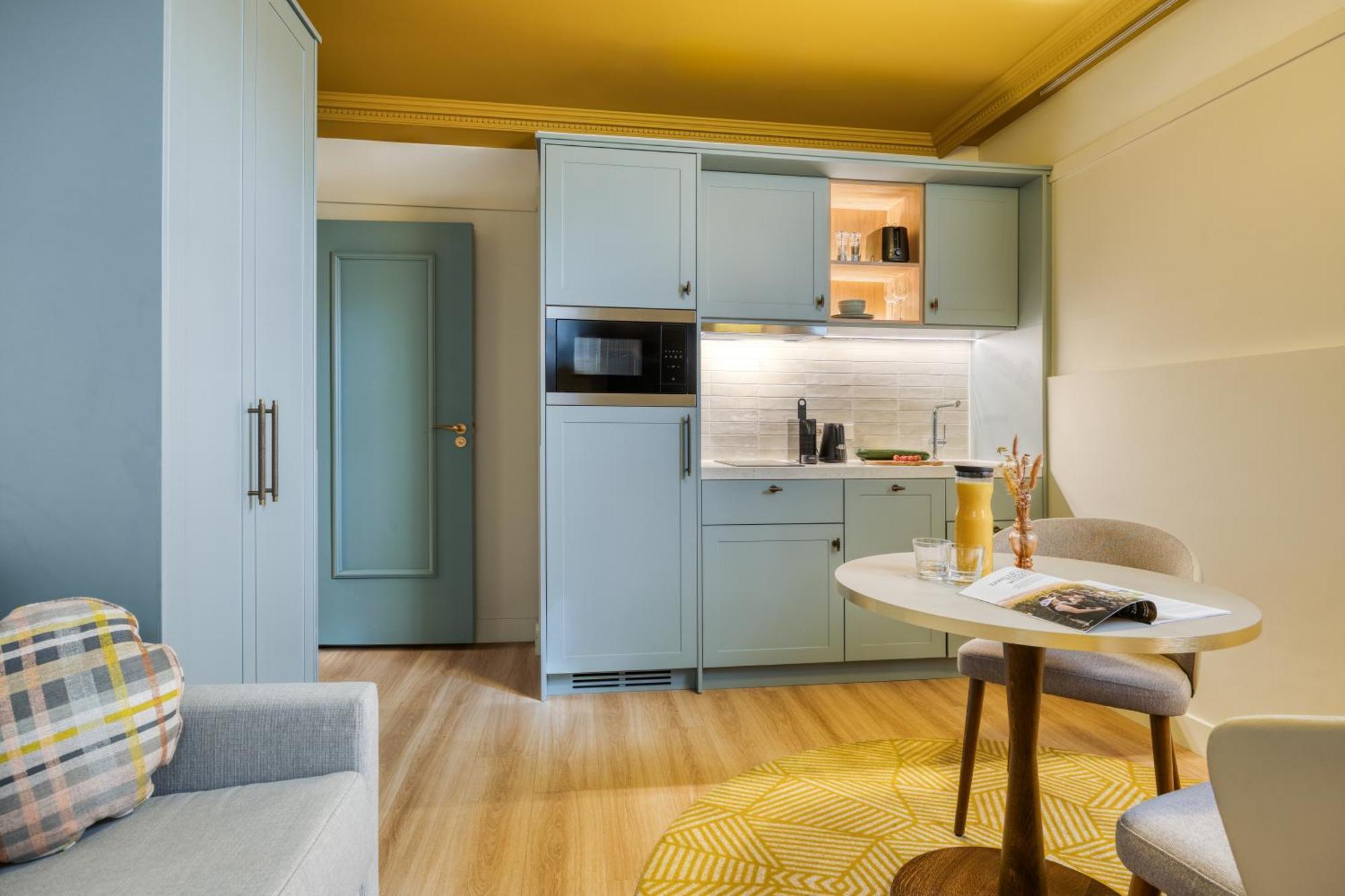 Superior Apartment