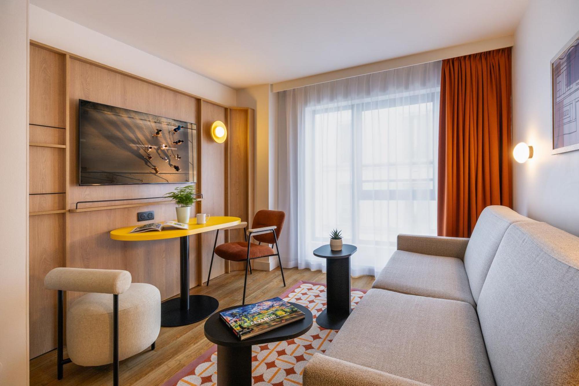 Apartment (4 Adults)