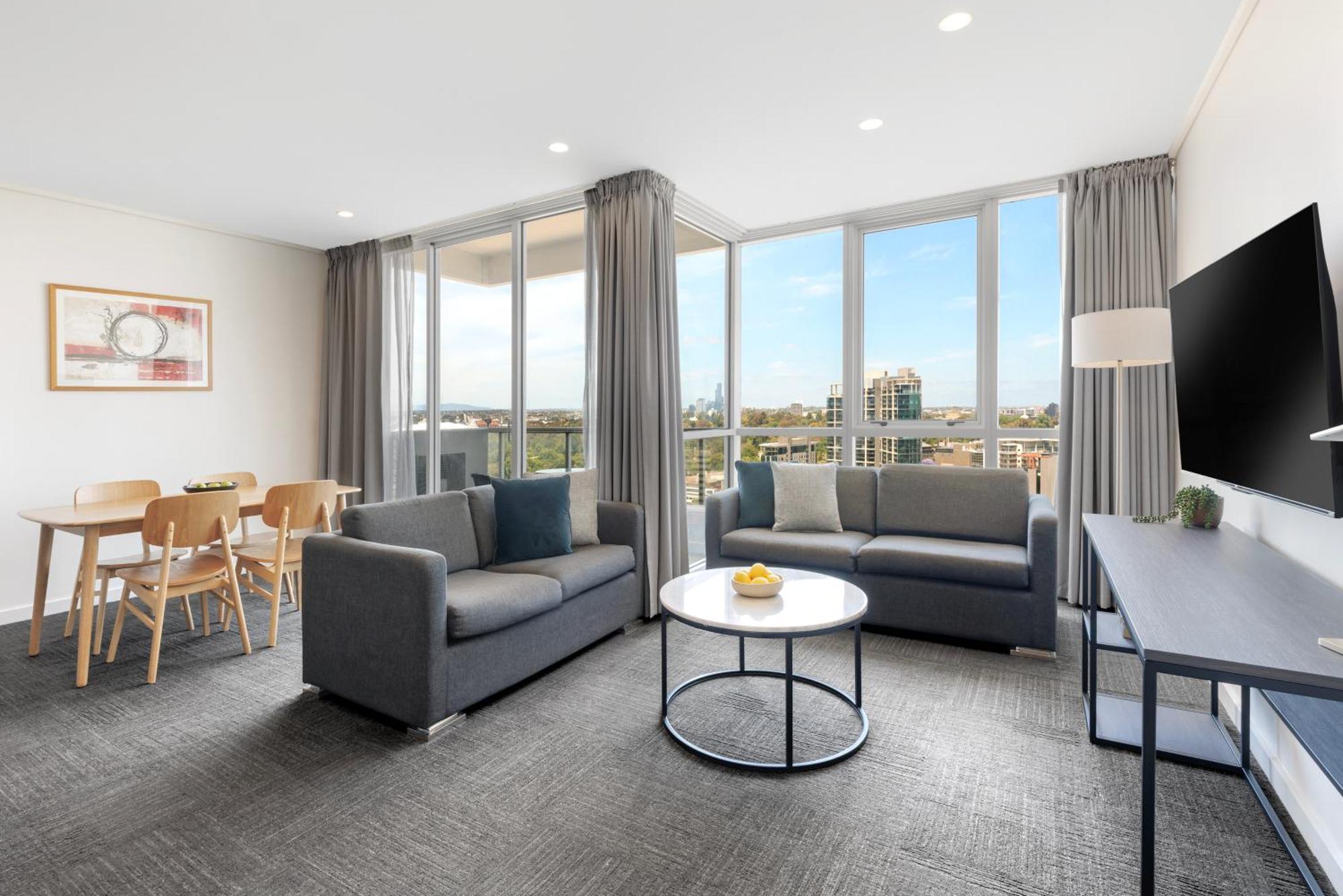 Two-Bedroom Deluxe with Two Bathrooms