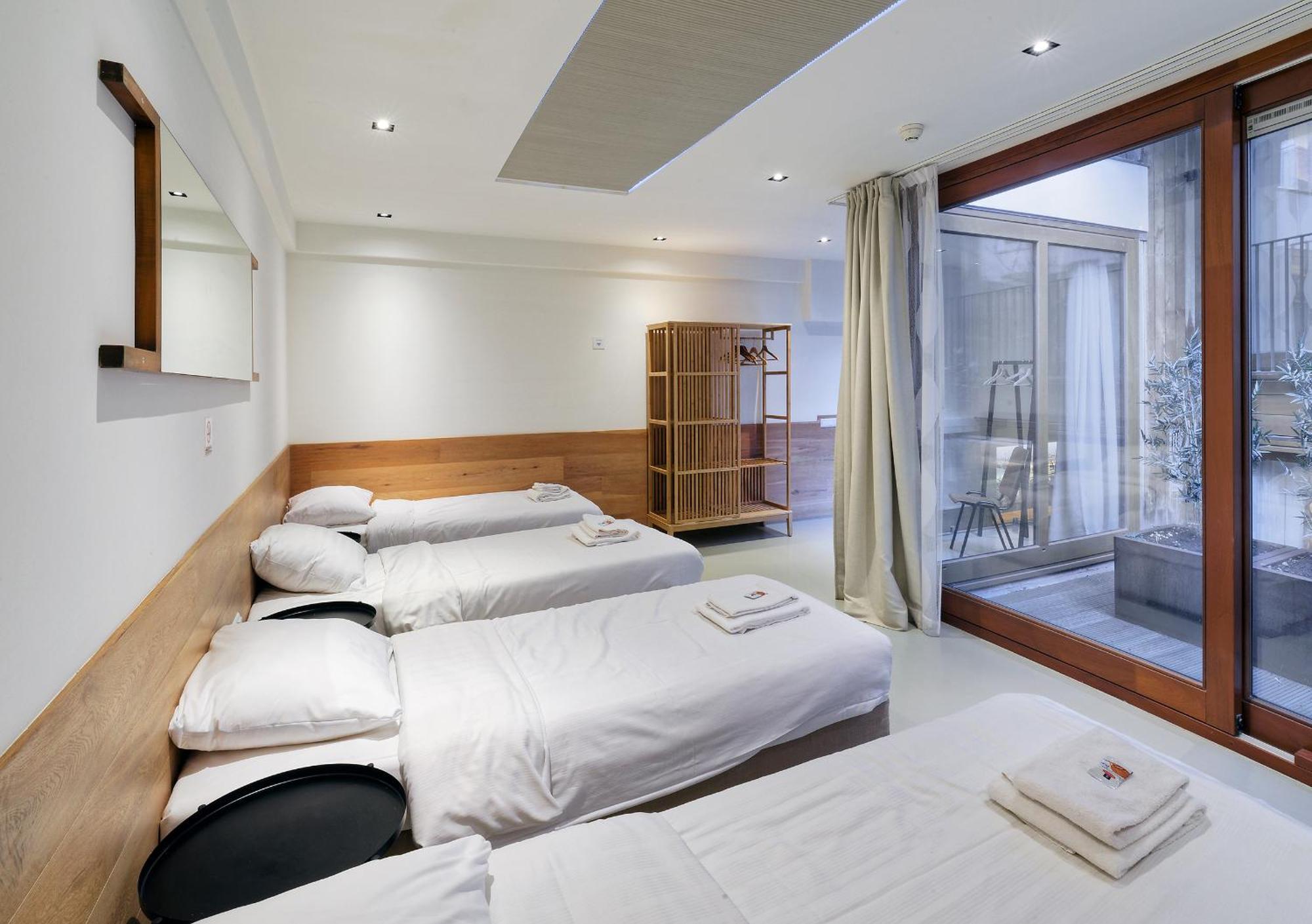 Luxury Quadruple Room
