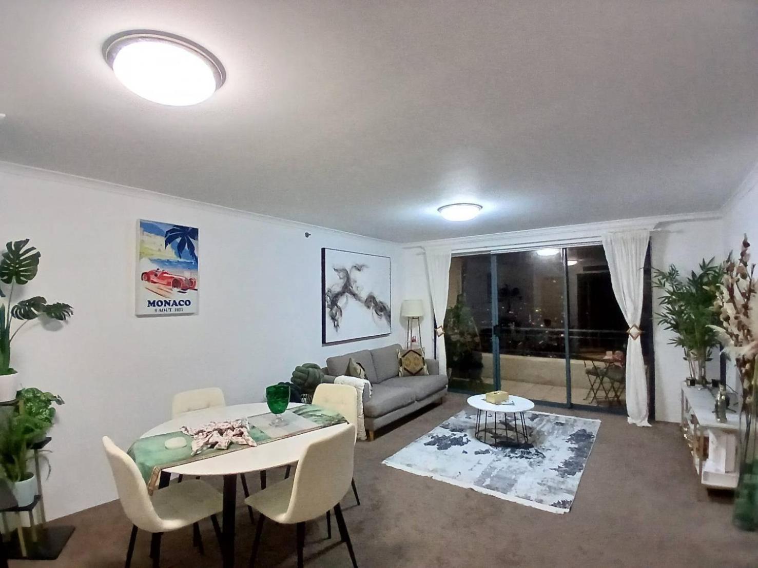 Apartment with Balcony,1744288616:JPEG