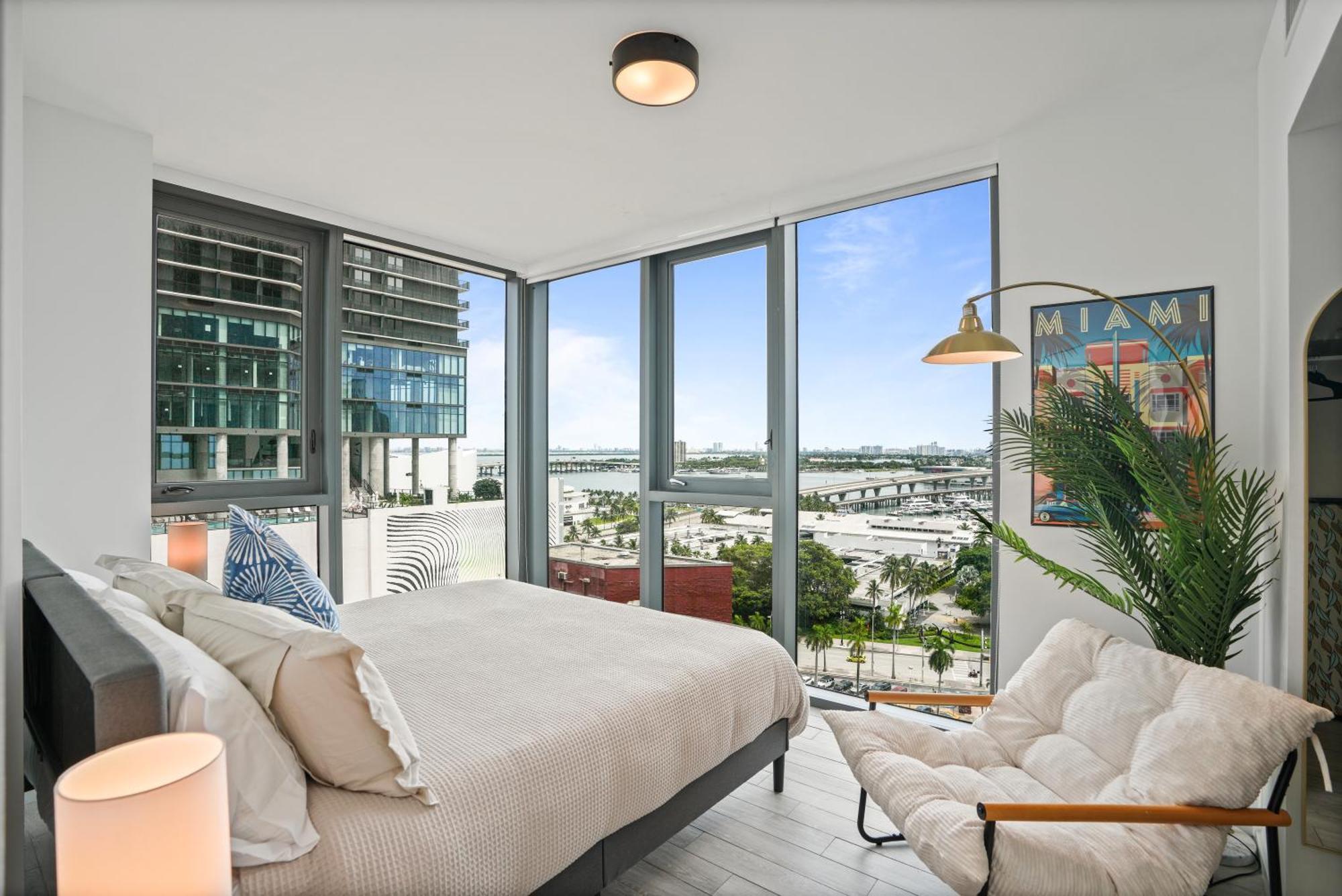 Two-Bedroom Deluxe Apartment with Ocean View