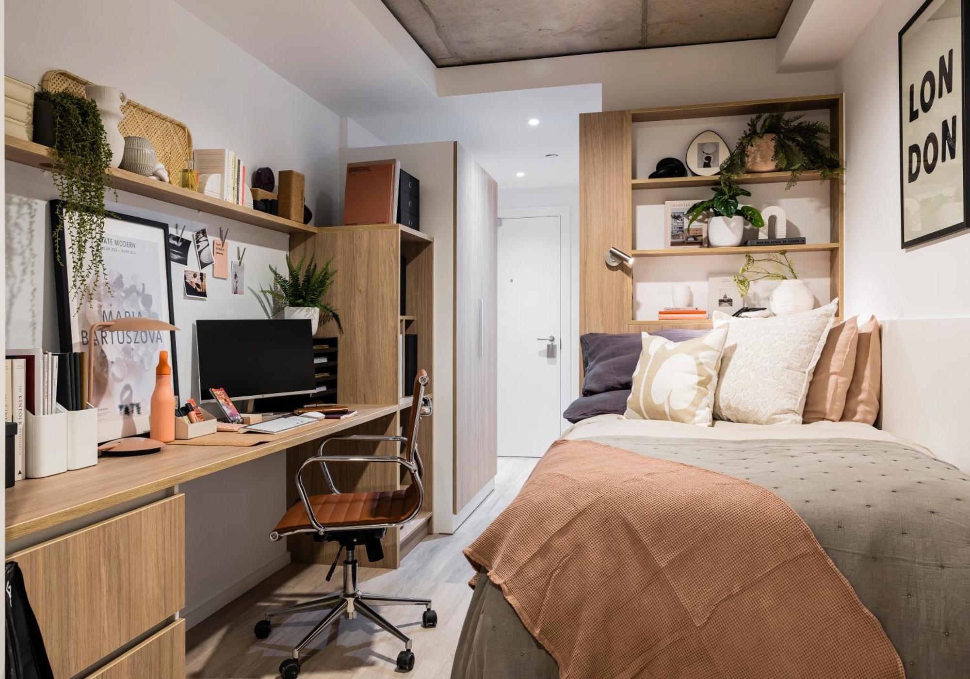 Standard Studio