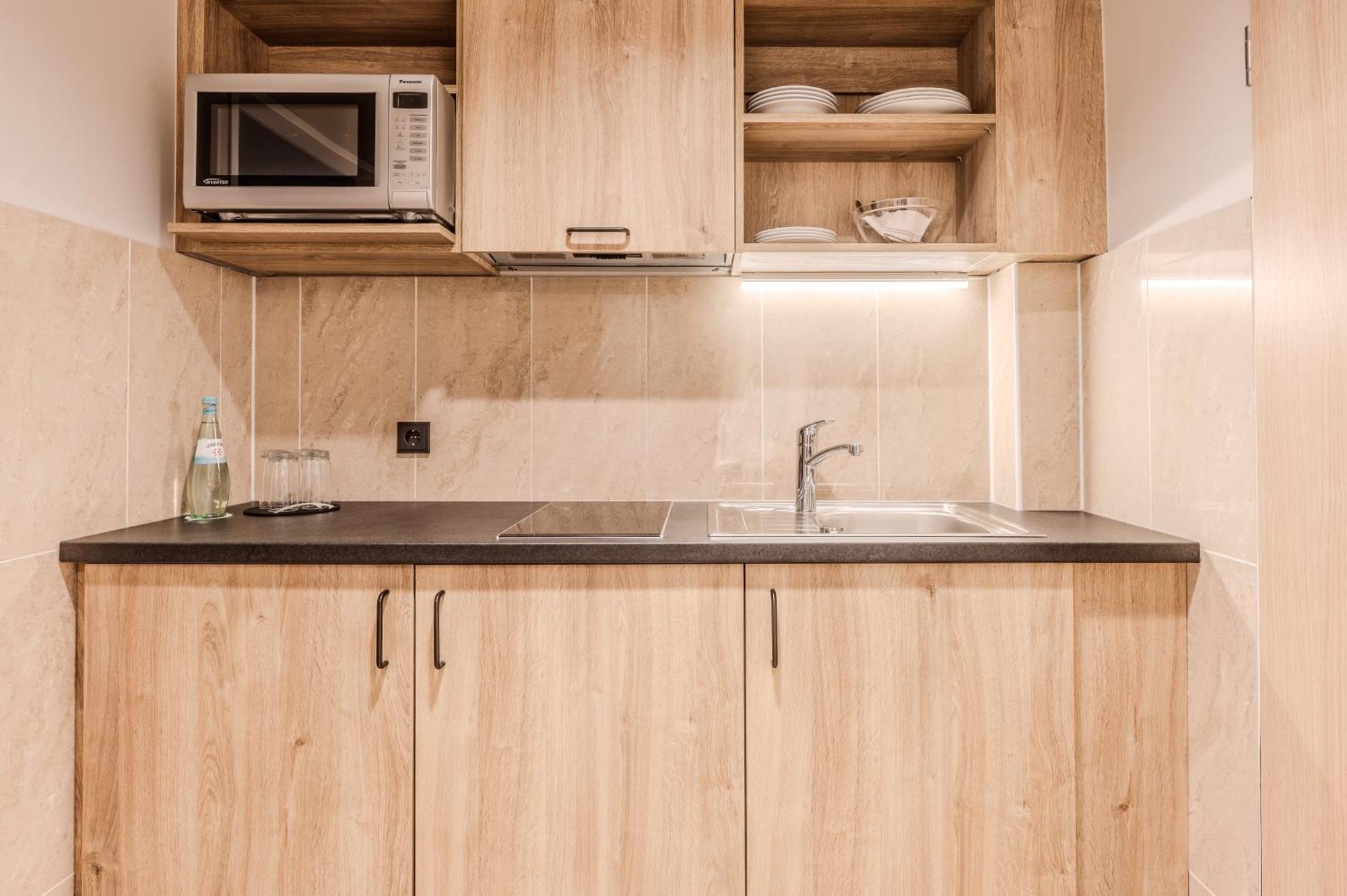 Triple Room,1756501062:JPEG