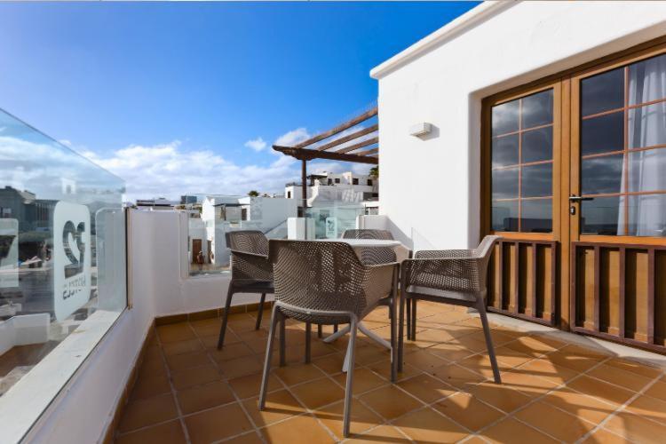 Two-Bedroom Apartment Sea View 22