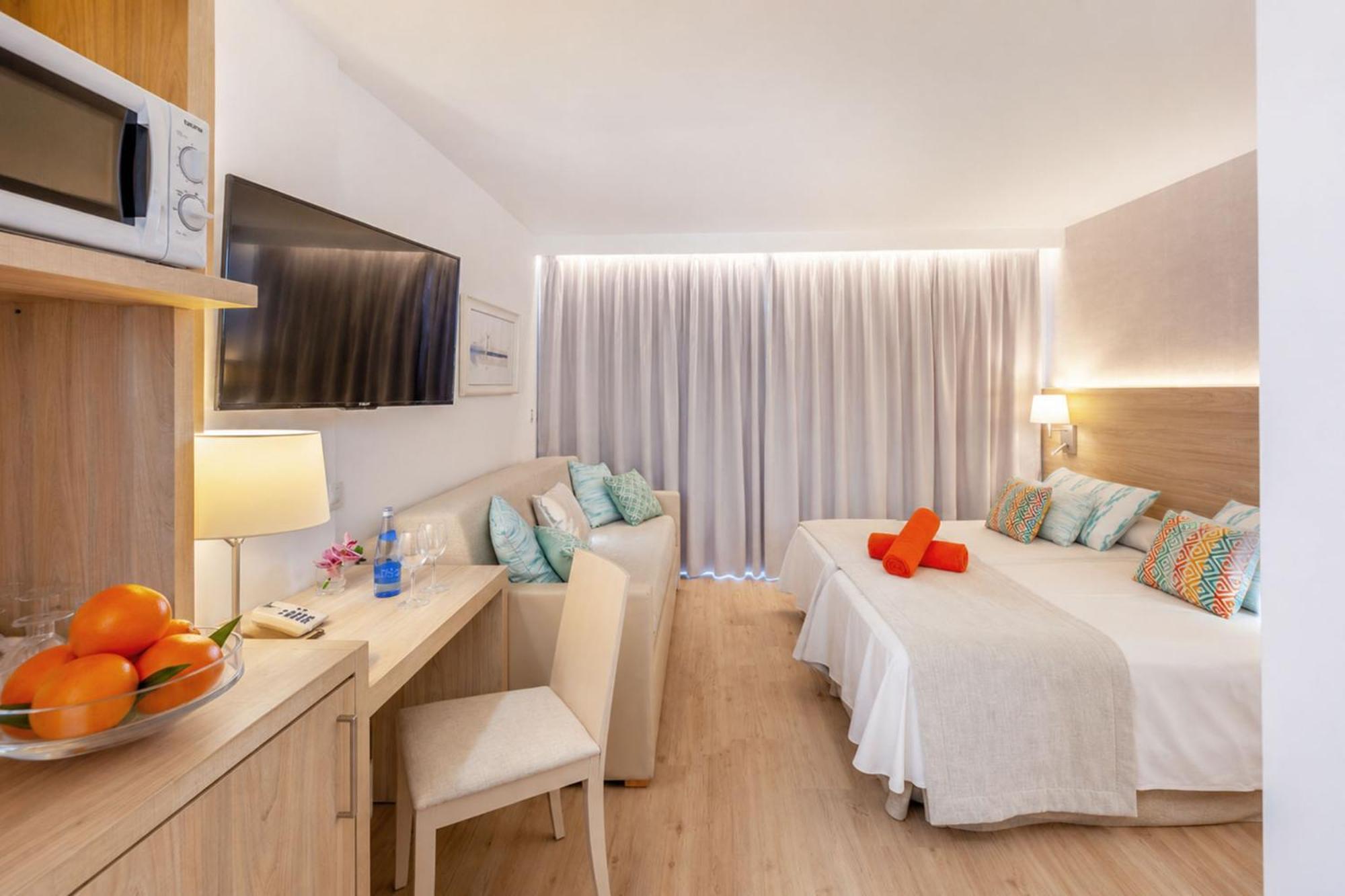 Double Room Sky Level Selection Club