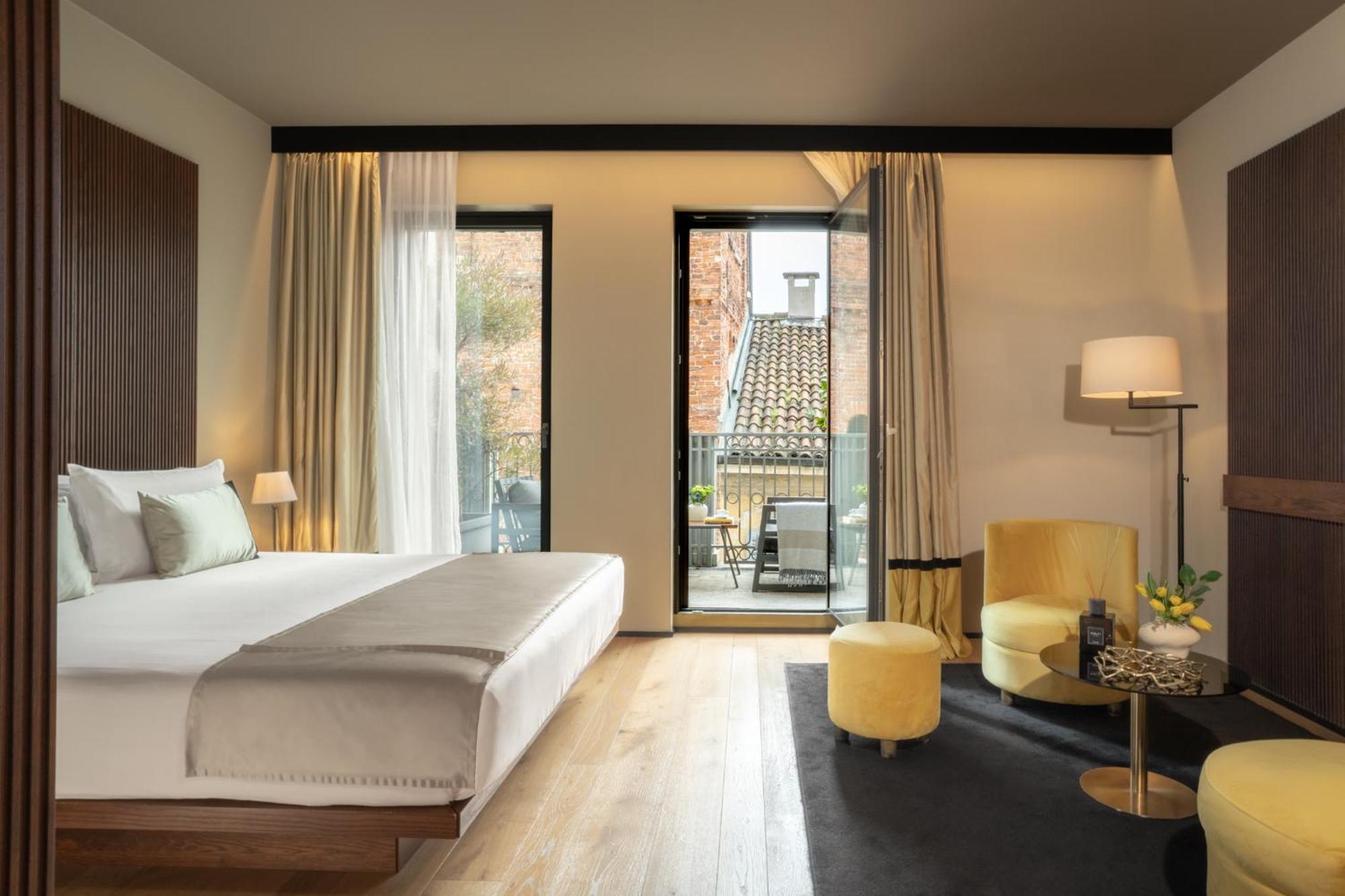 Executive Double Room with Terrace