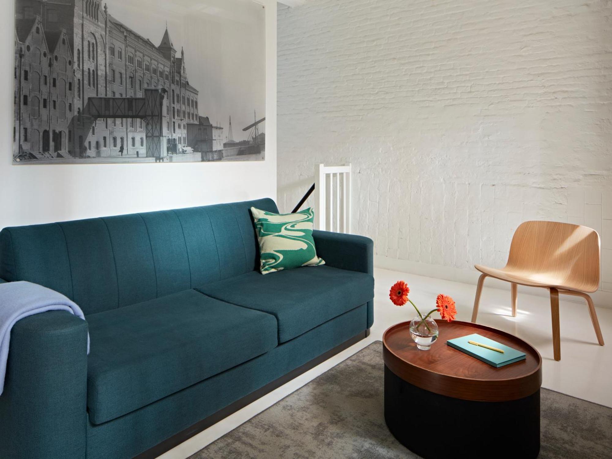 2 Bedroom Apartment Sofa Bed Duplex