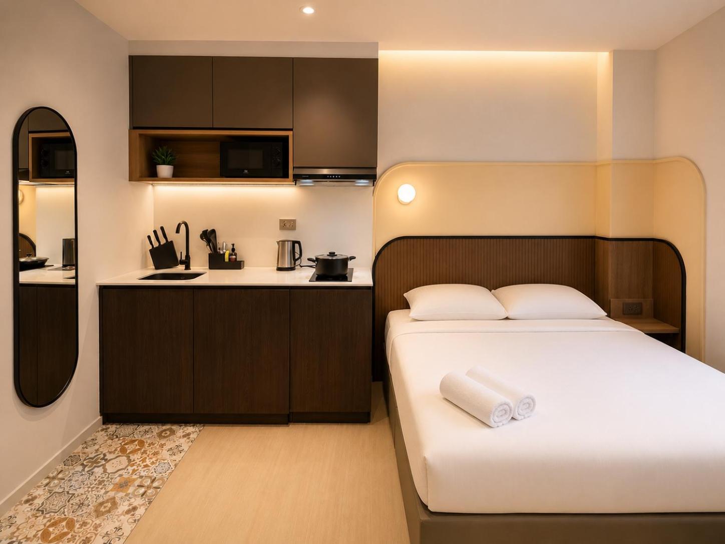 Studio Apartment