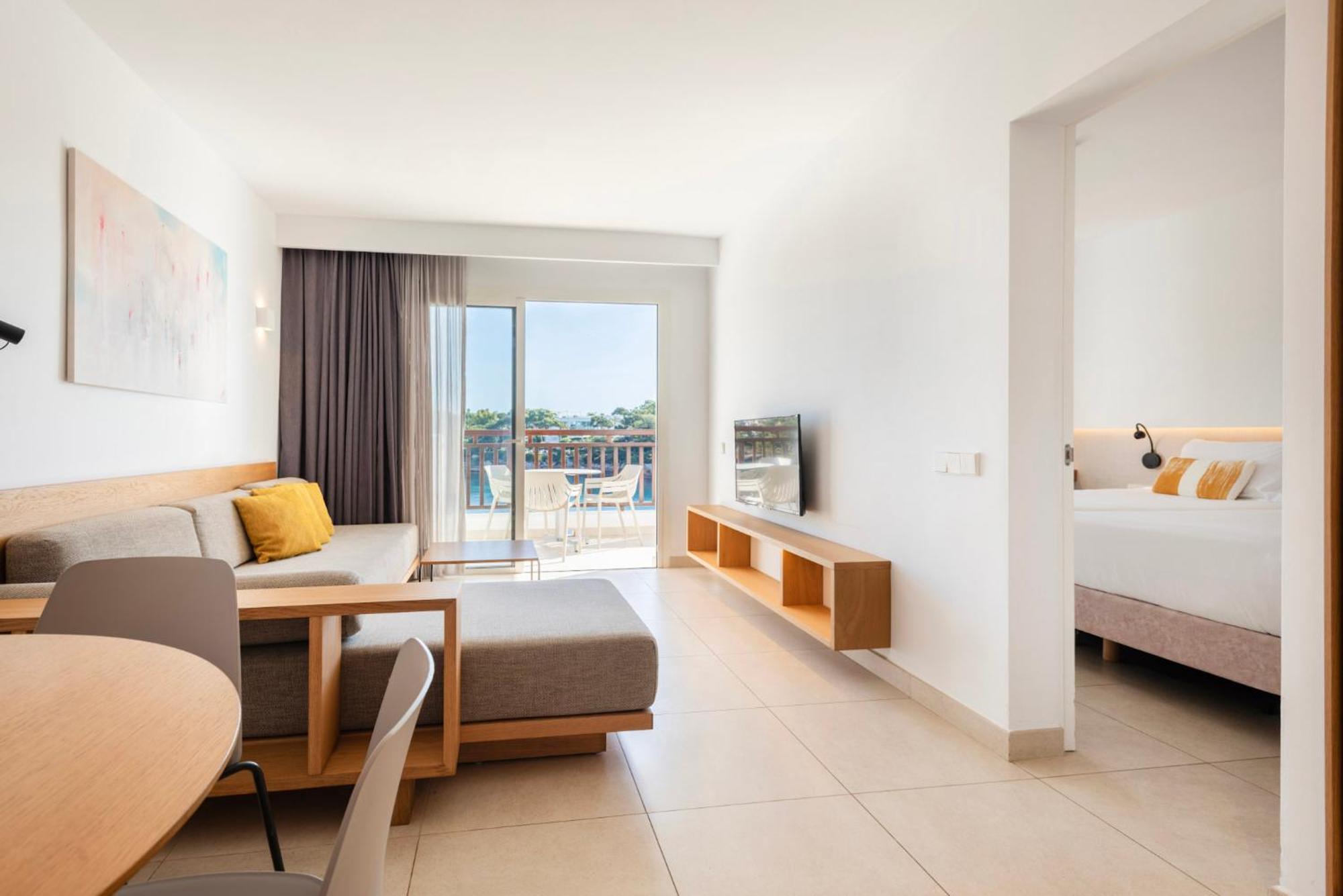 Superior Apartment Sea View