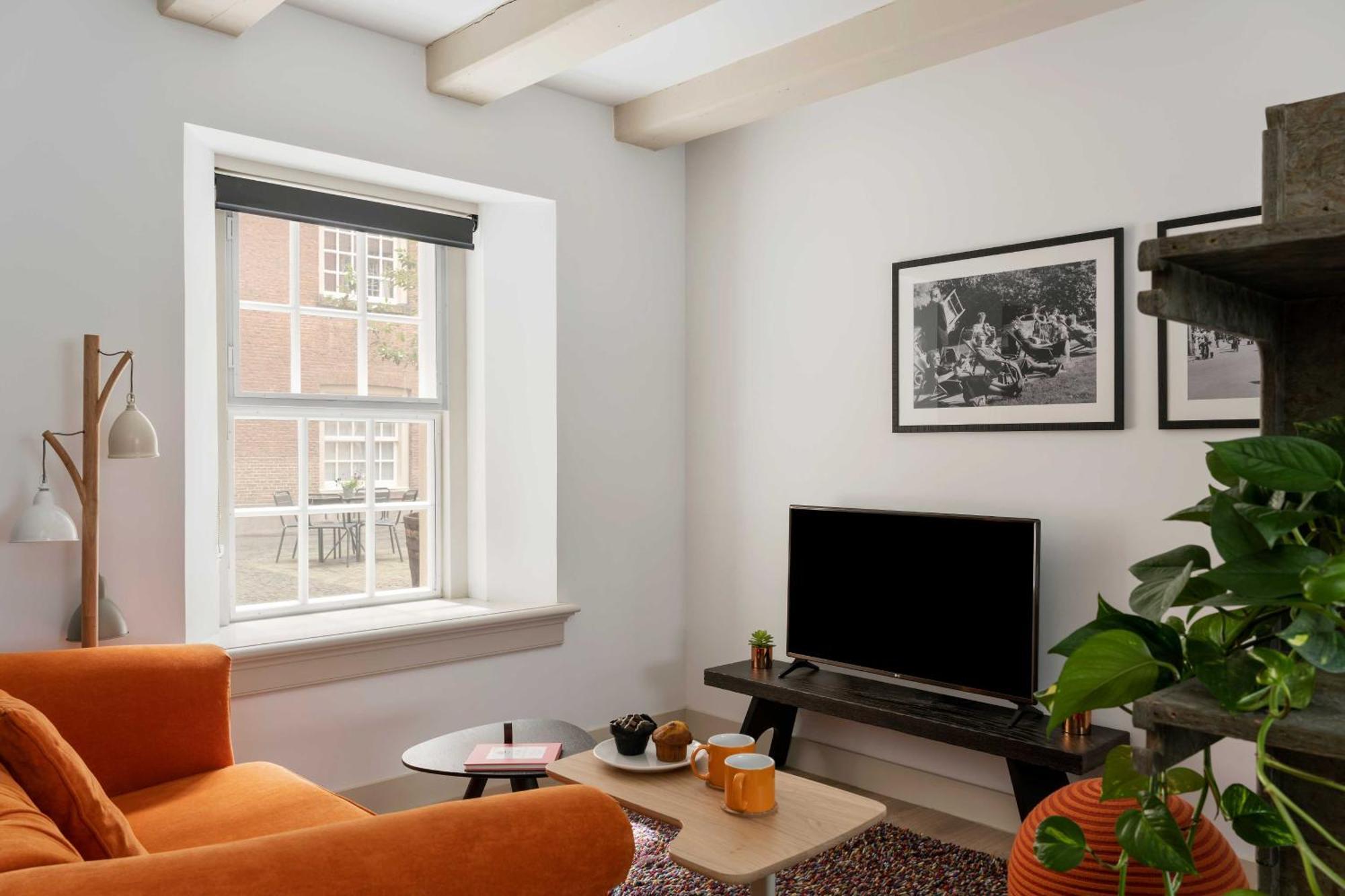 Studio suite