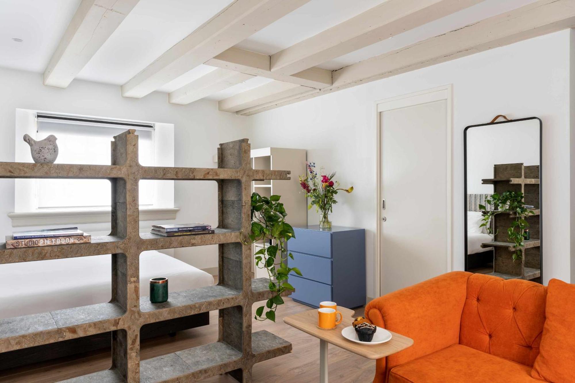 Studio suite