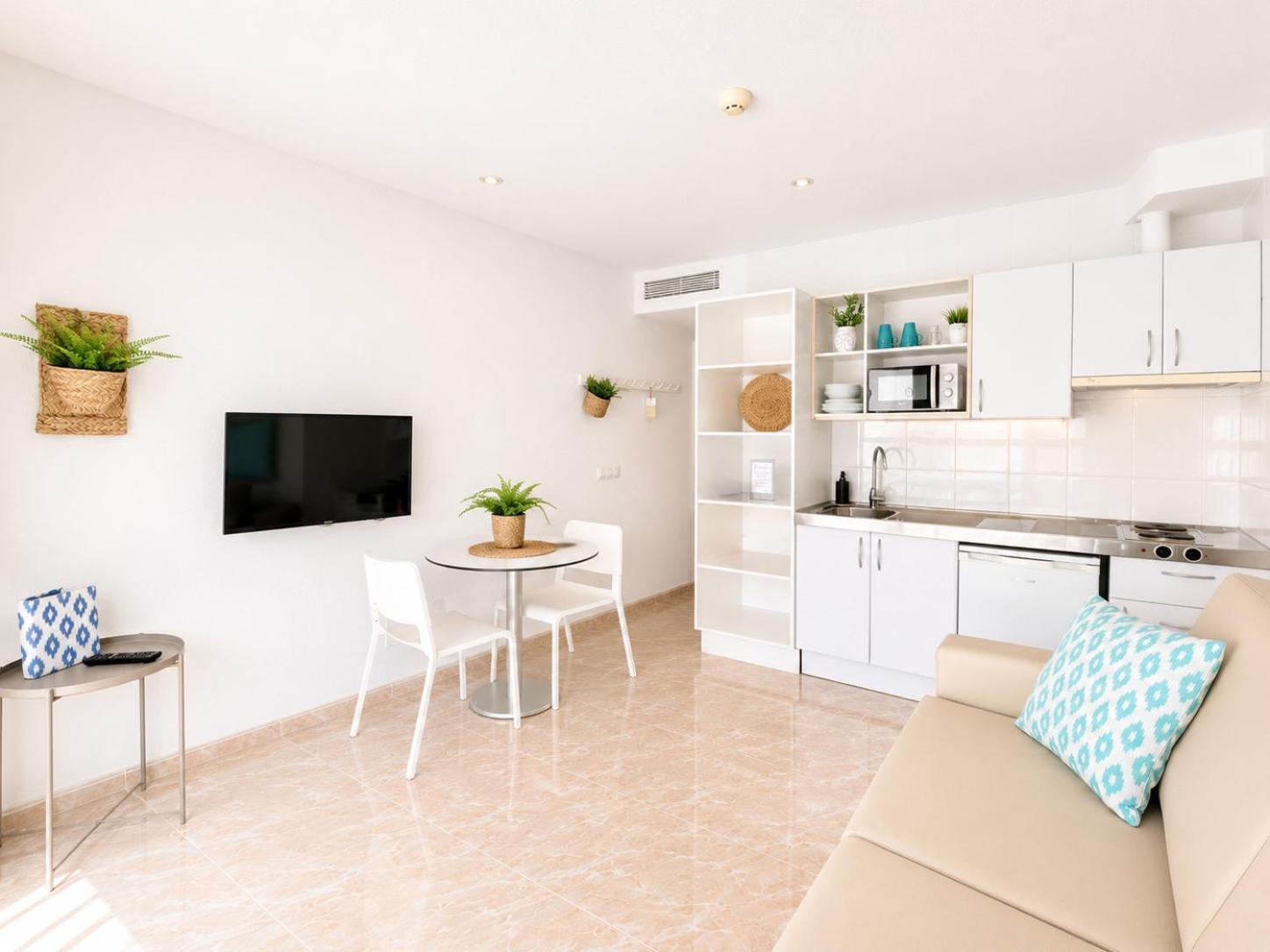 One-Bedroom Apartment Terrace Bonavida Pines