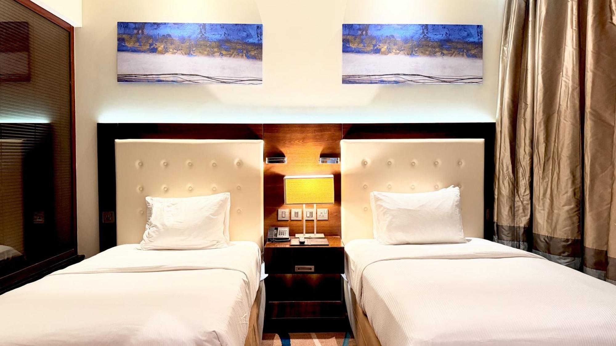 Deluxe Tweepersoonskamer met 2 Aparte Bedden