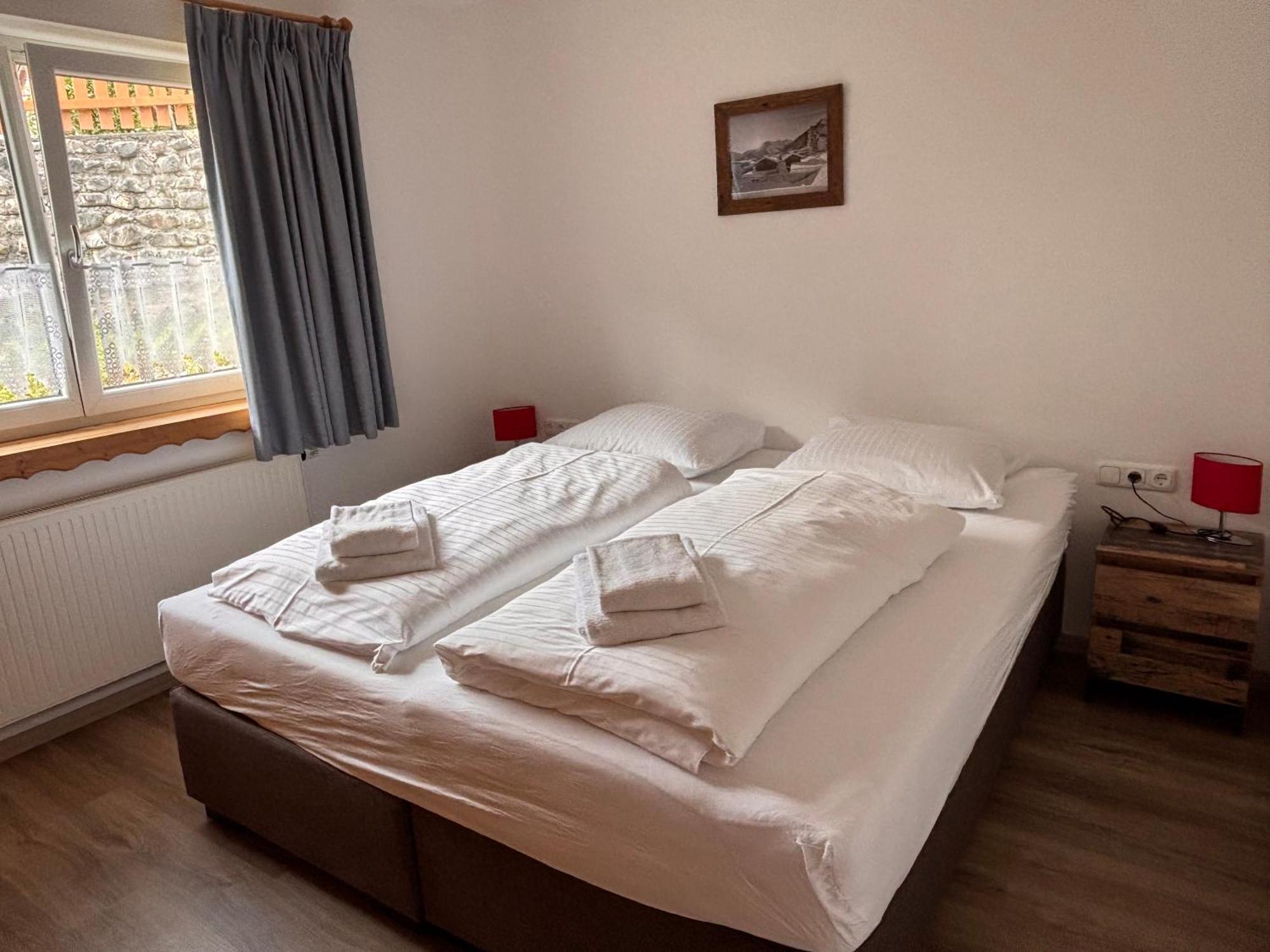 Two-Bedroom Apartment Mountain View