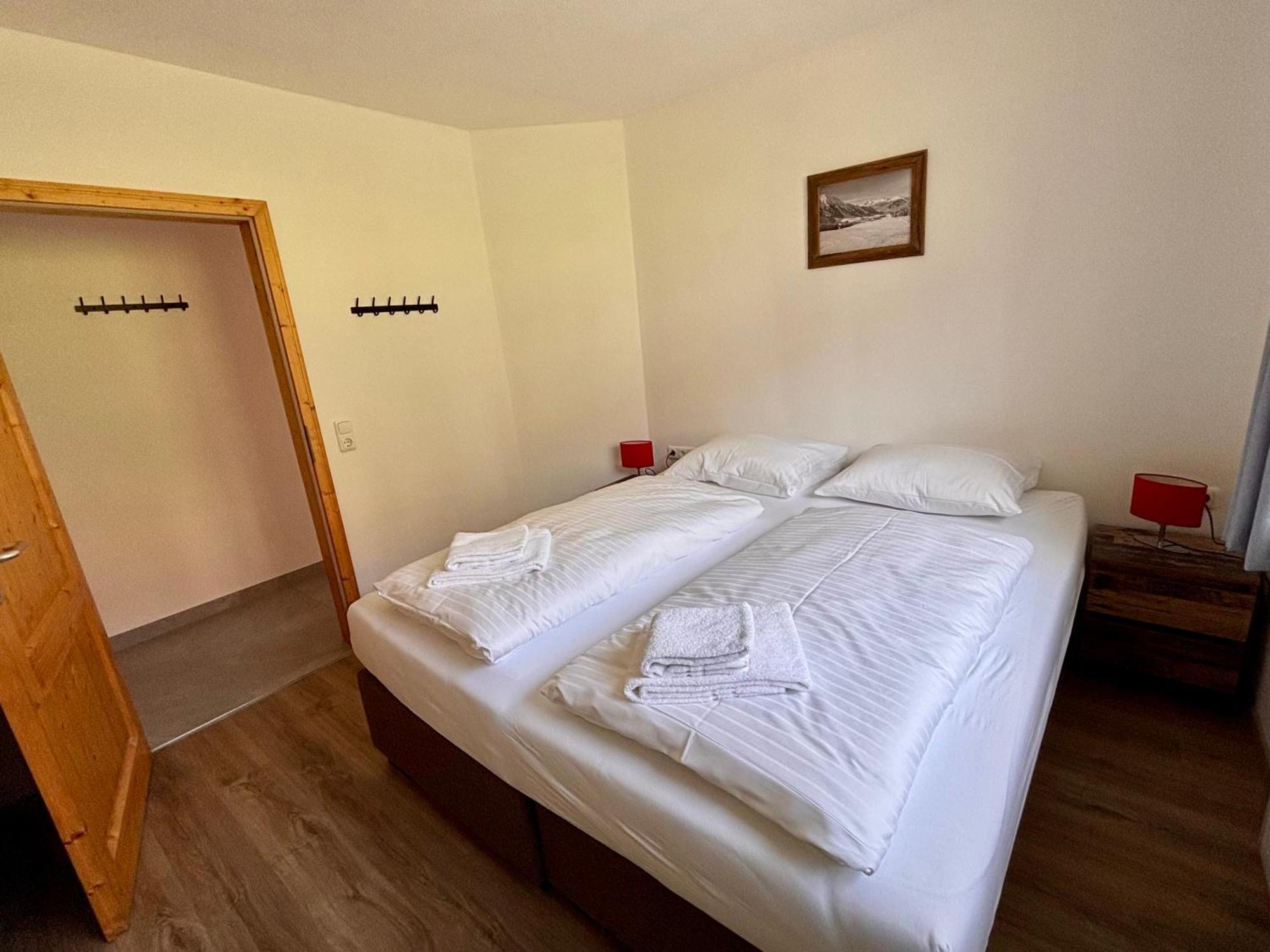 Two-Bedroom Apartment Mountain View