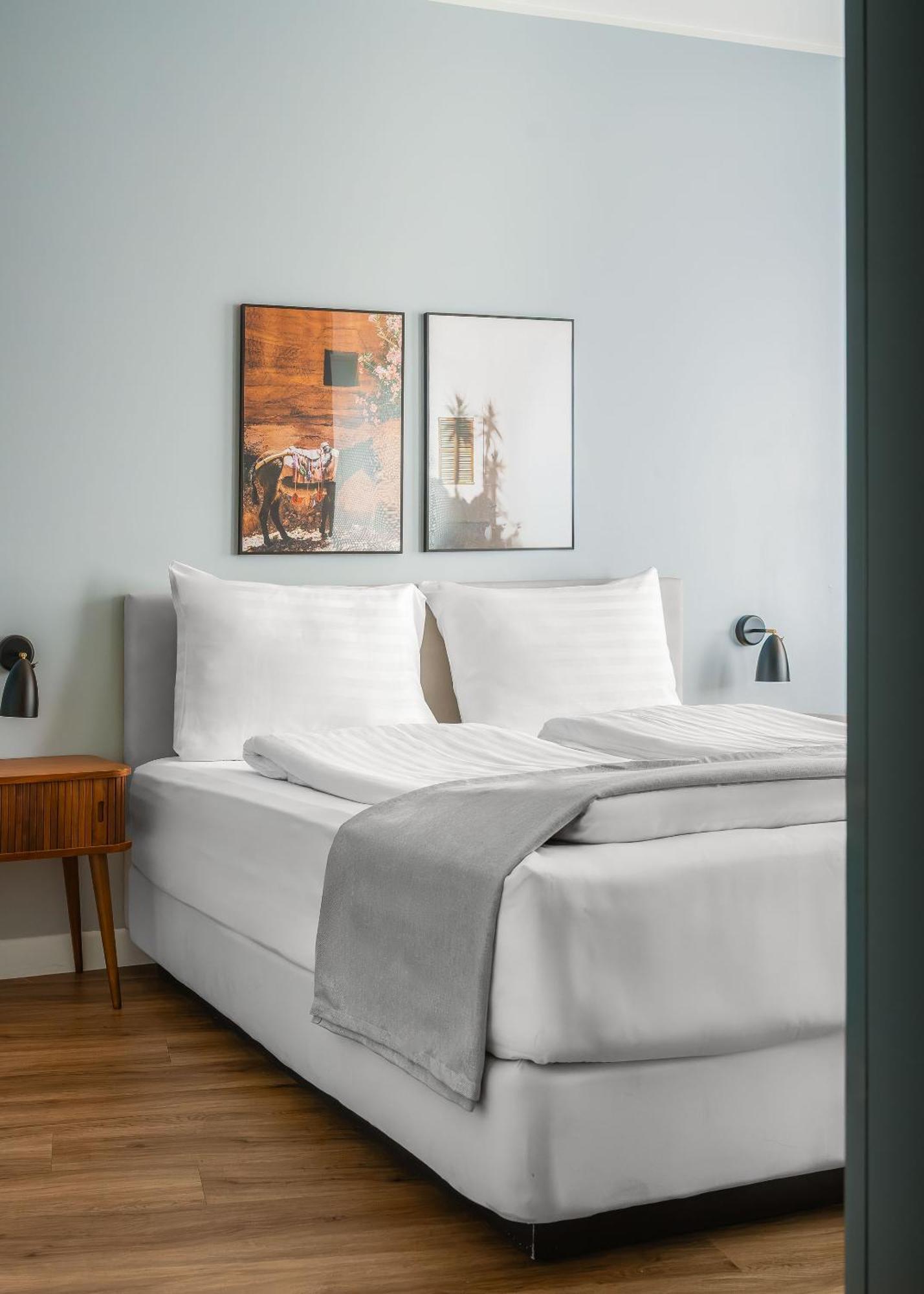 One-Bedroom Suite