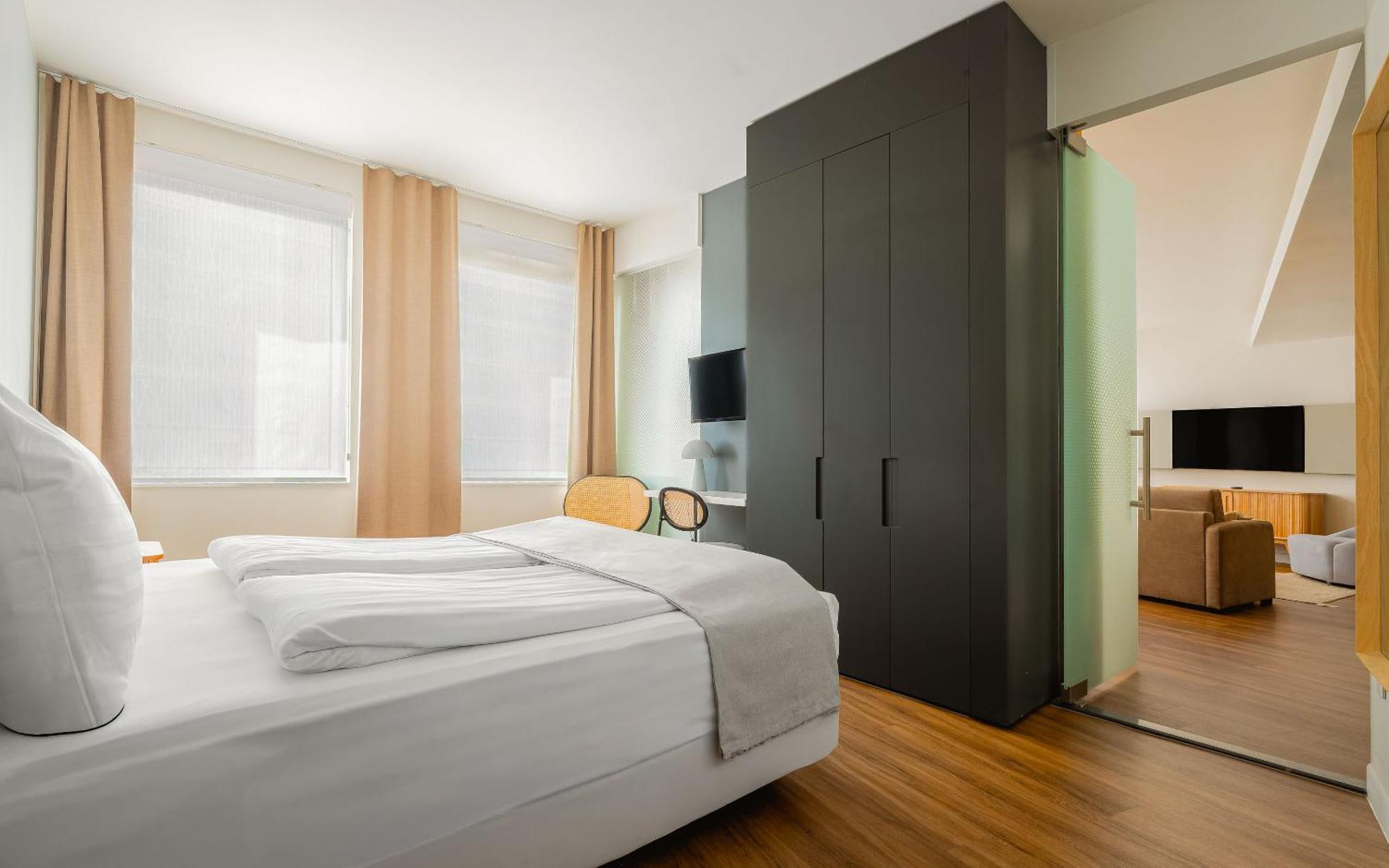 One-Bedroom Suite