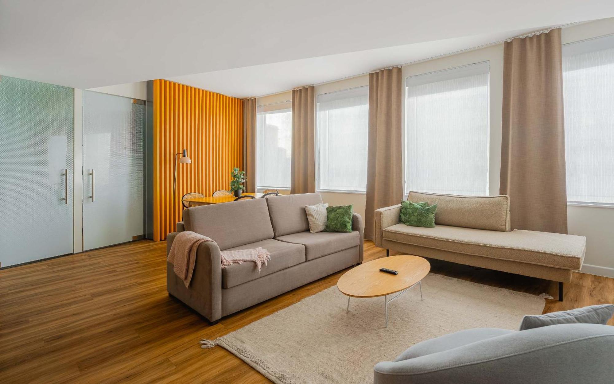 One-Bedroom Comfort Suite