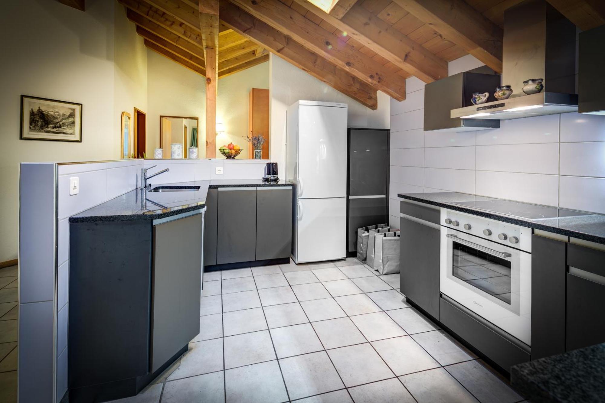 Three-Bedroom Penthouse Matterhorn View