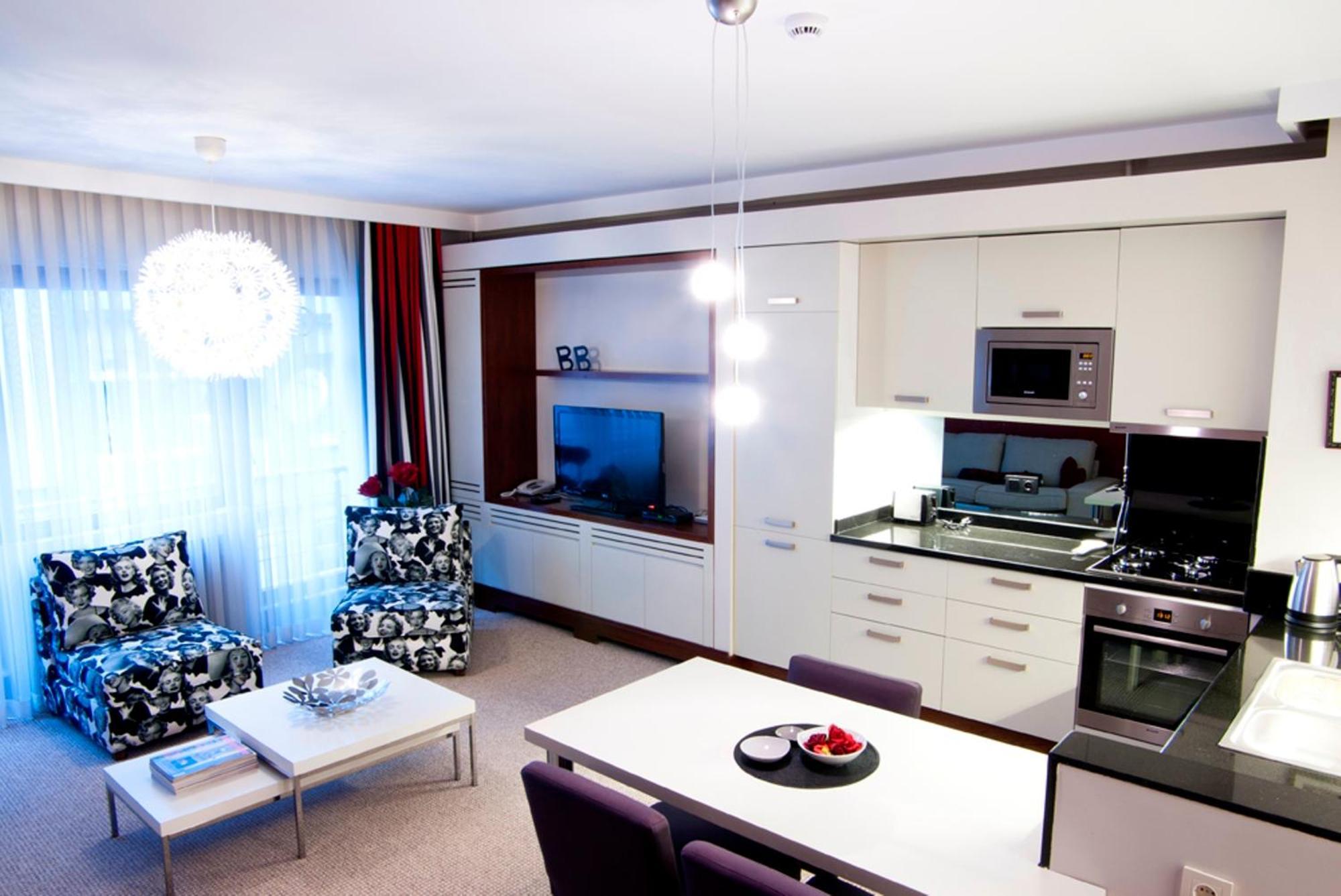 Senior Apartment