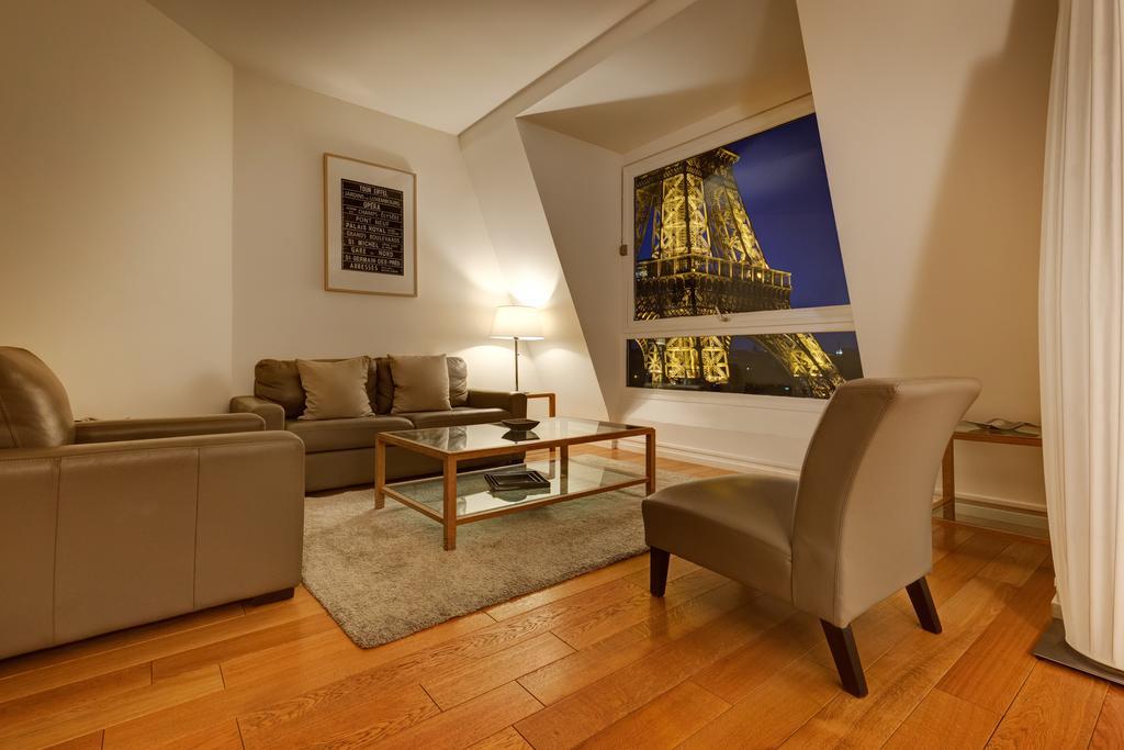 Four-Bedroom Penthouse - Eiffel Tower,405050517:JPEG