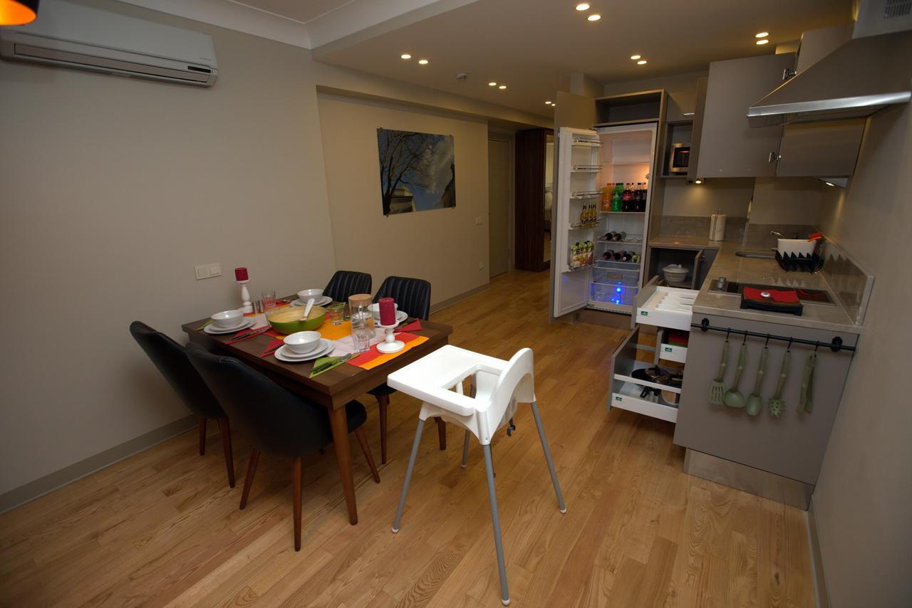 Family Duplex with Three Bedrooms and Terrace