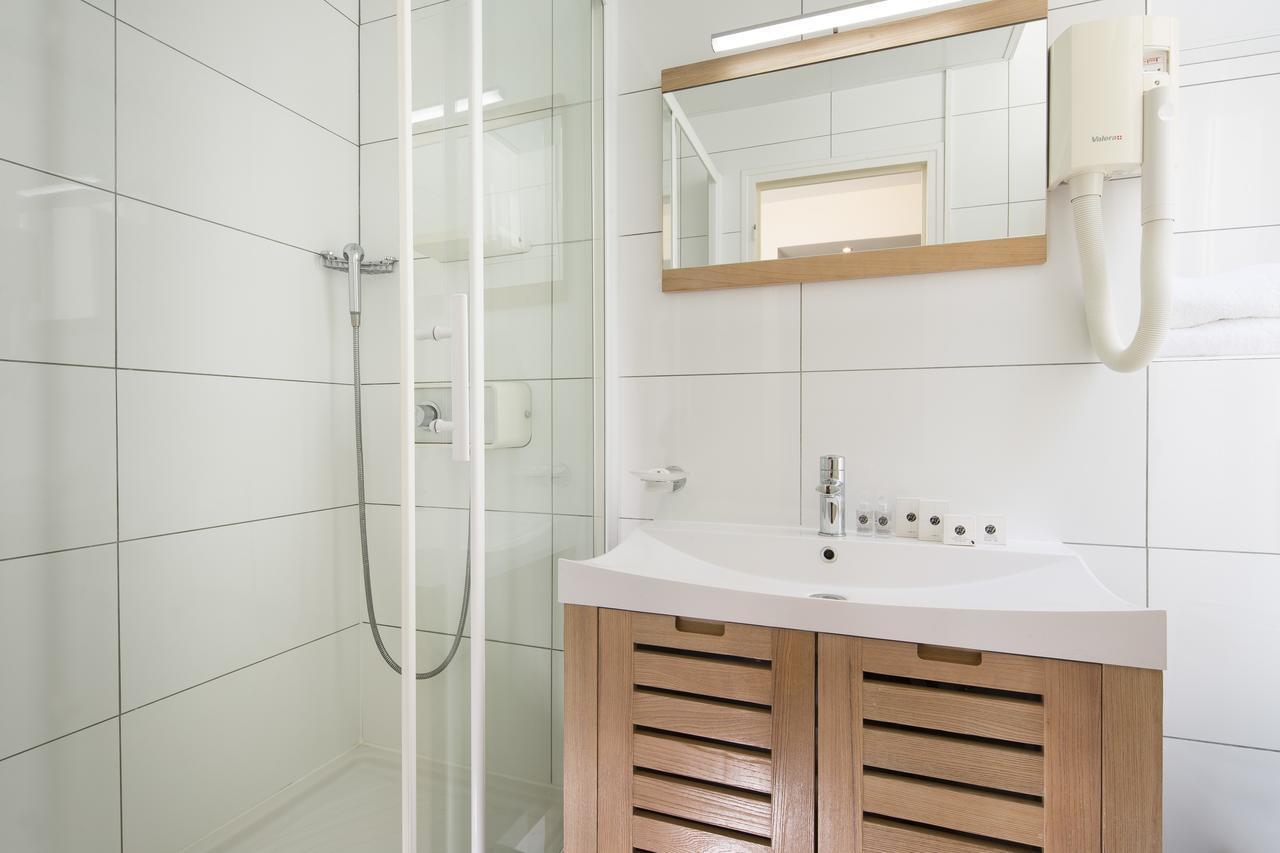 Studio (2 Adults) - Rue de la Sourdière