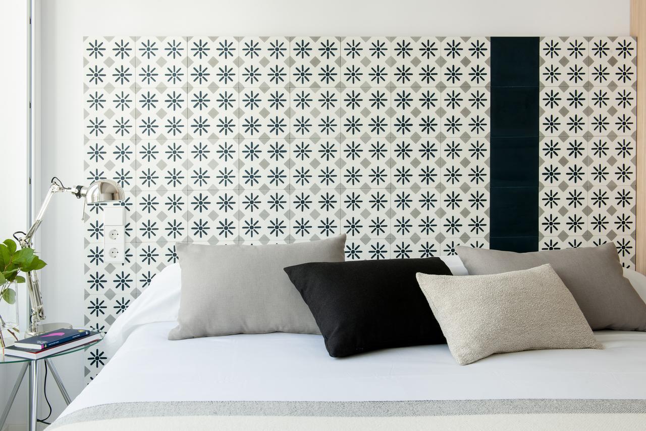 Two-Bedroom Apartment with 2 Bathrooms,664688193:JPEG