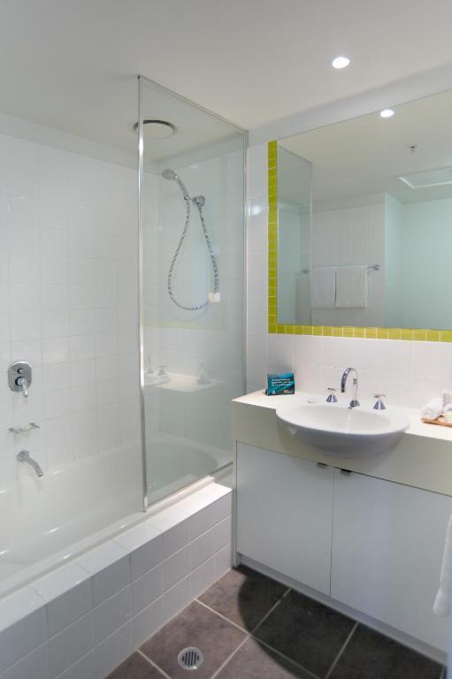 Two-Bedroom Apartment,74096867:JPEG